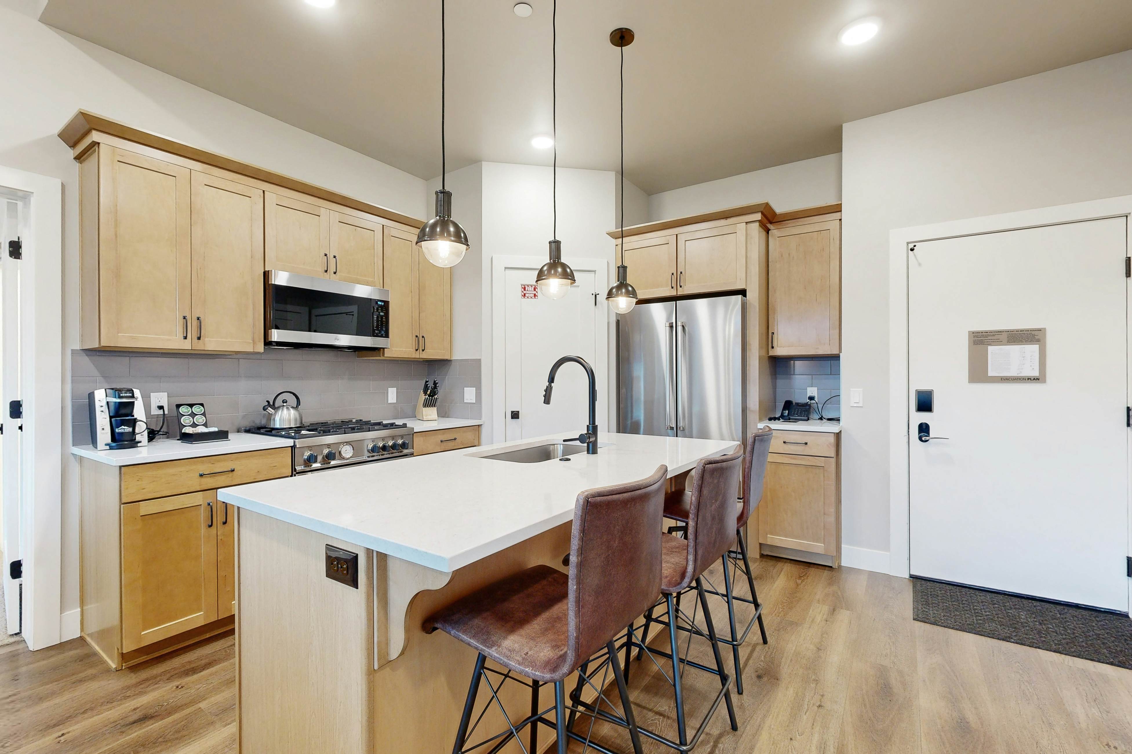 301A - Black Rock Mountain Resort