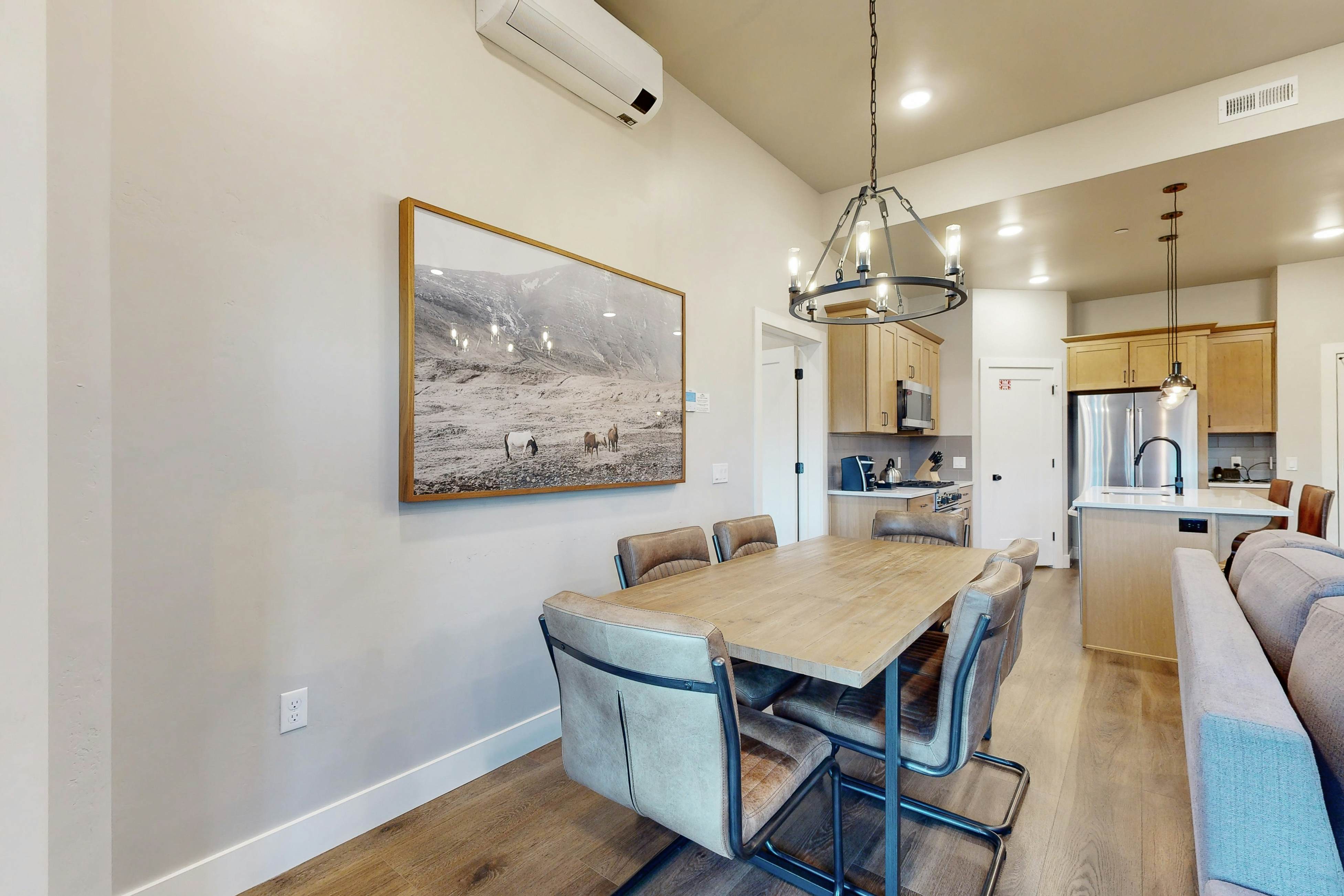 301A - Black Rock Mountain Resort