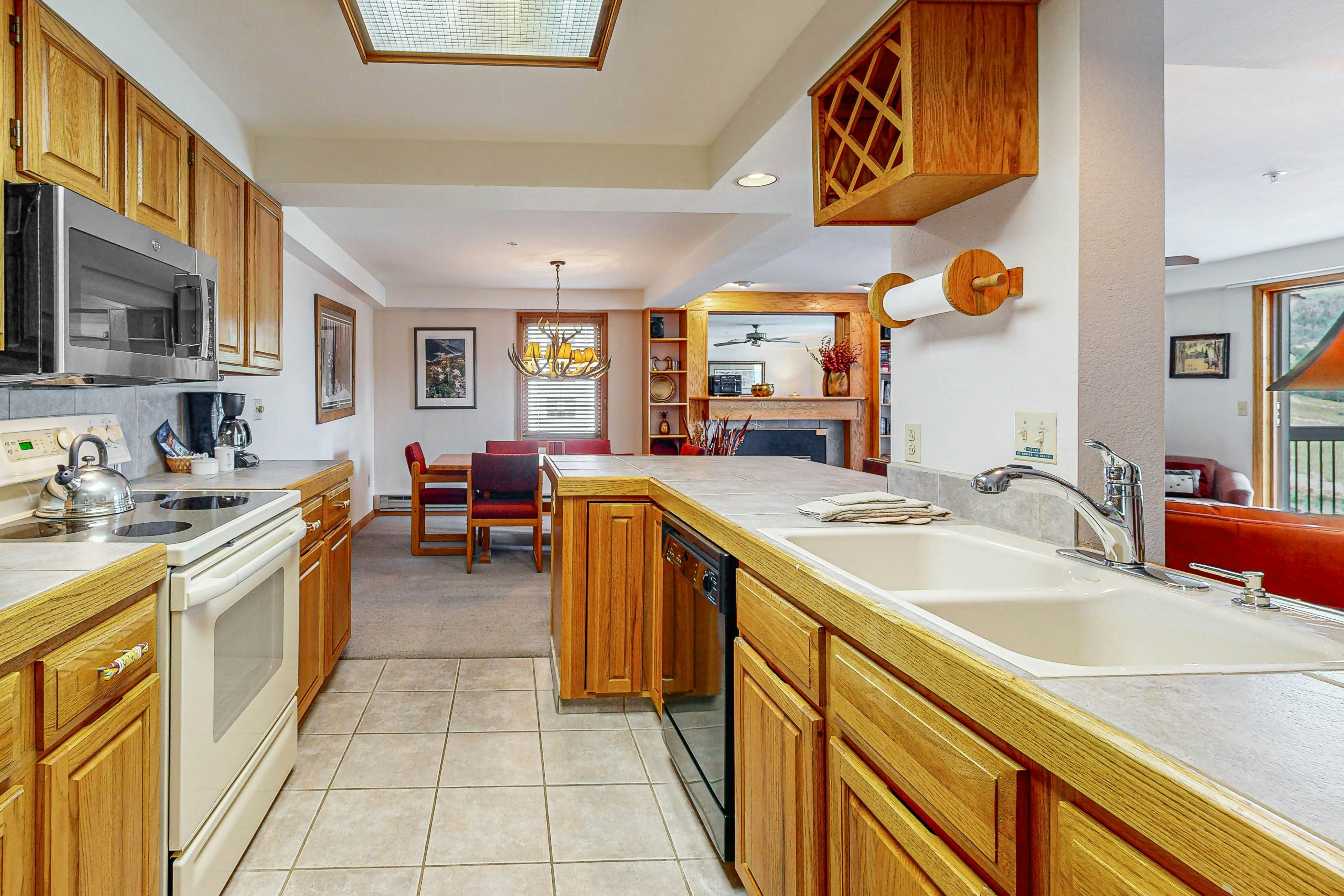 Torian Plum Plaza 505