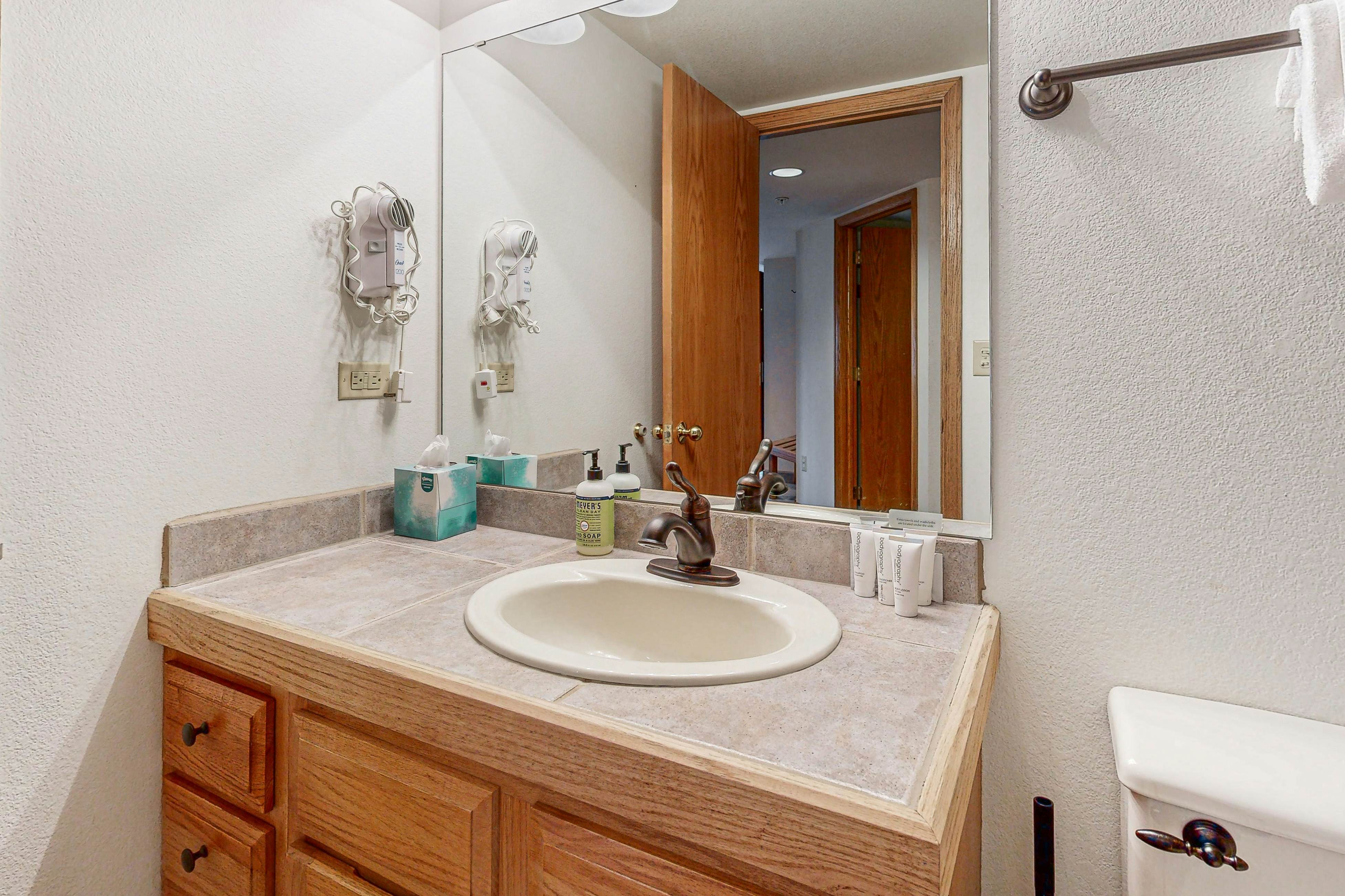 Torian Plum Plaza 505