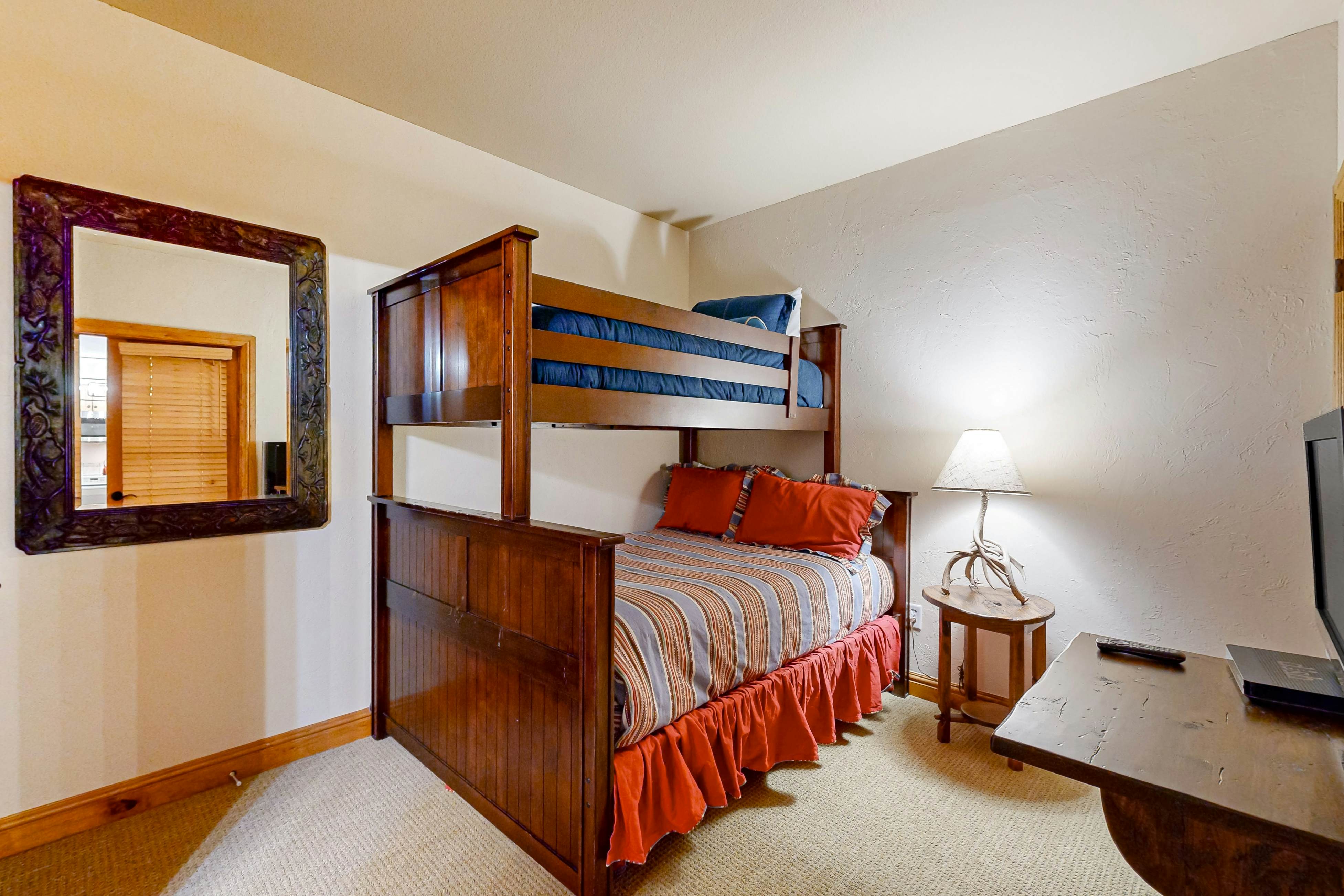 Torian Plum Creekside 712