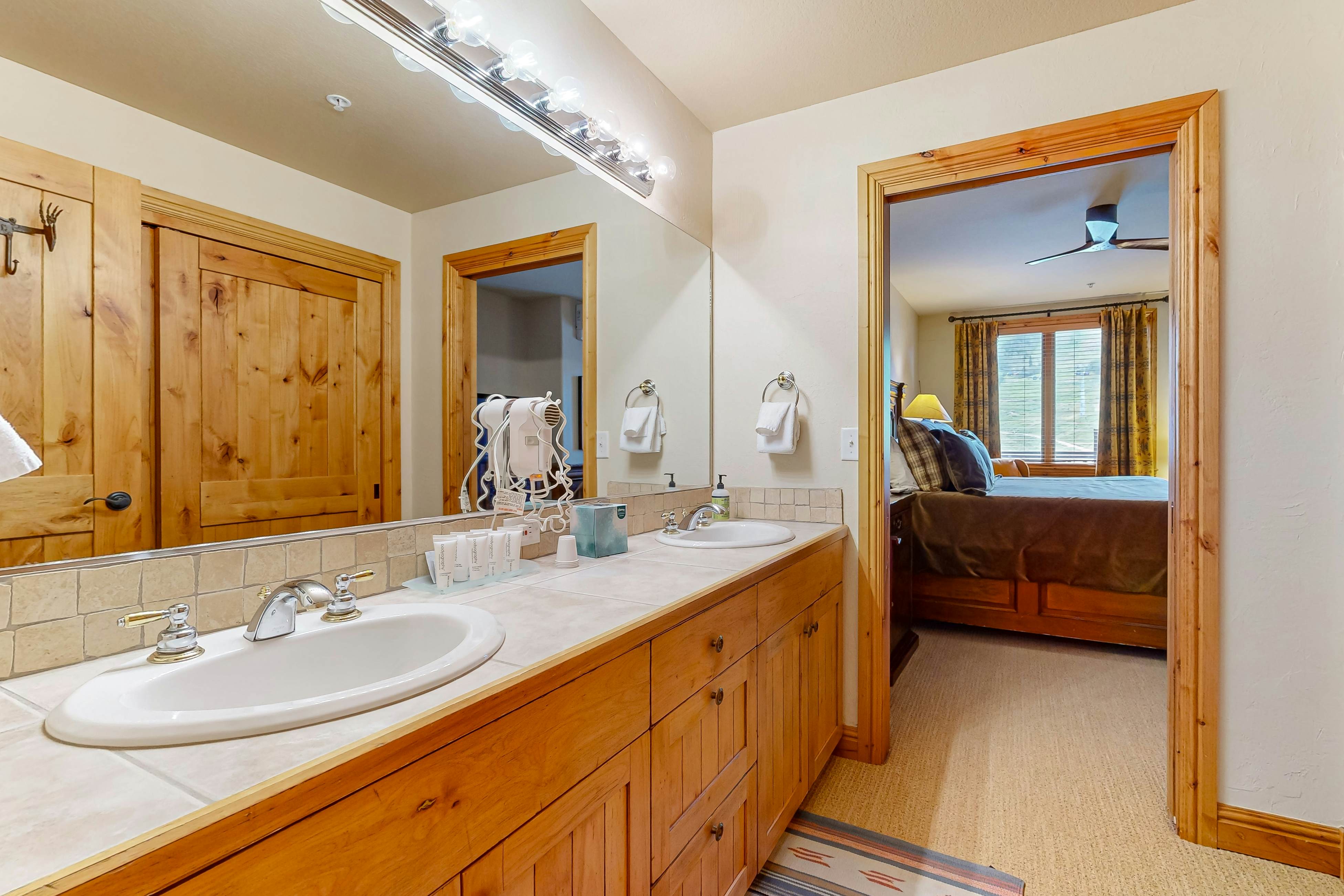 Torian Plum Creekside 712