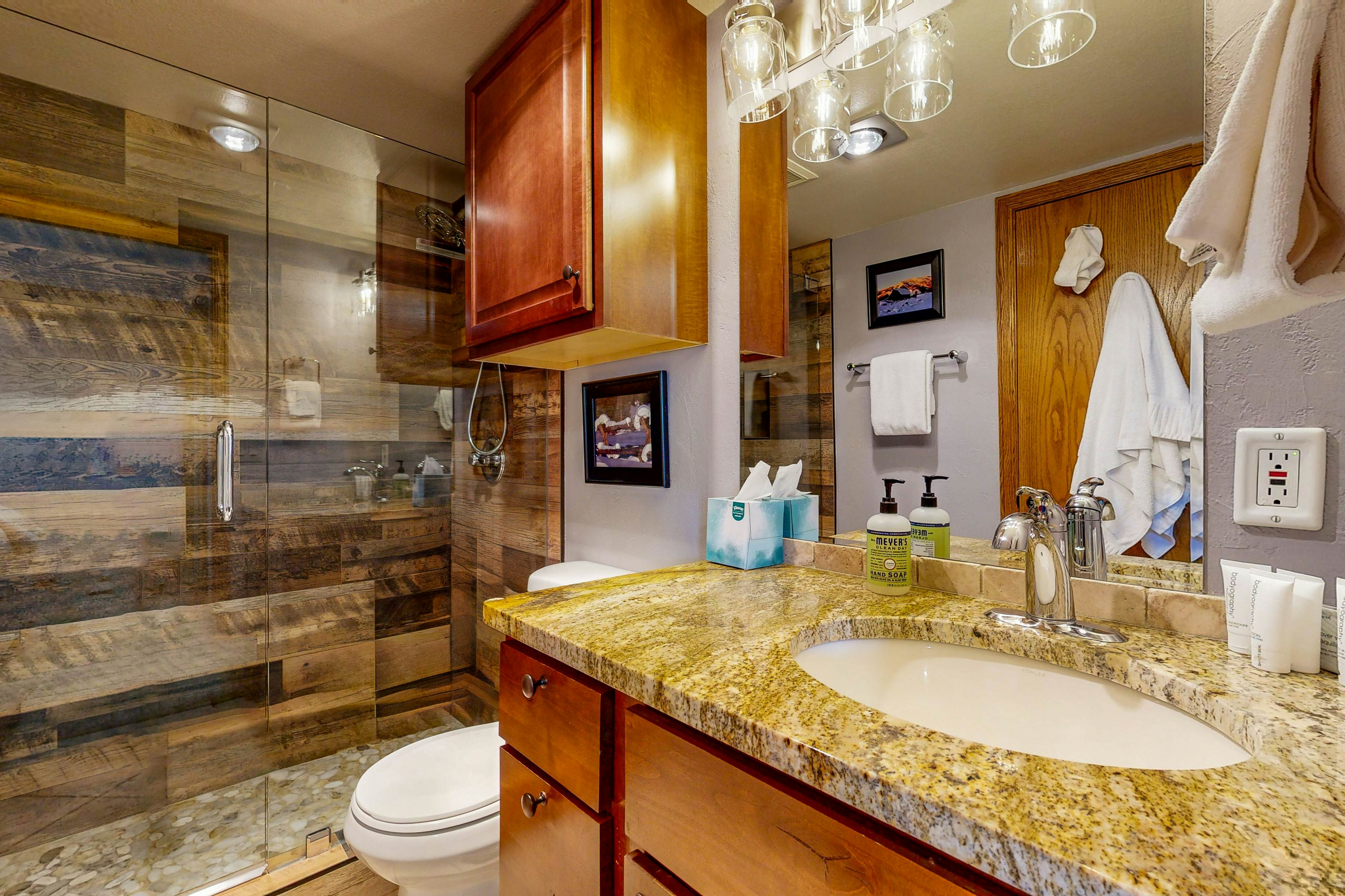 Torian Plum Plaza 207