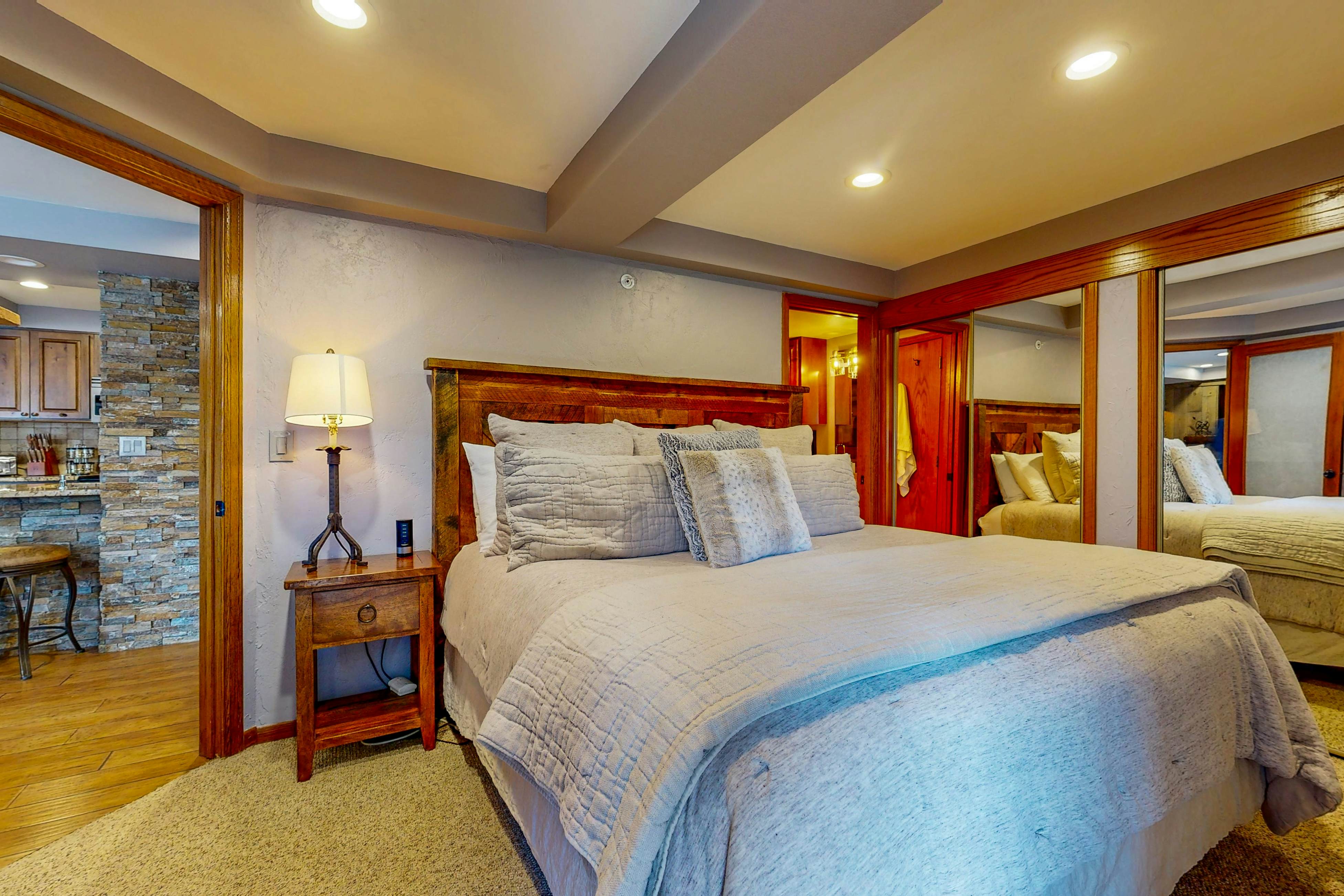 Torian Plum Plaza 207