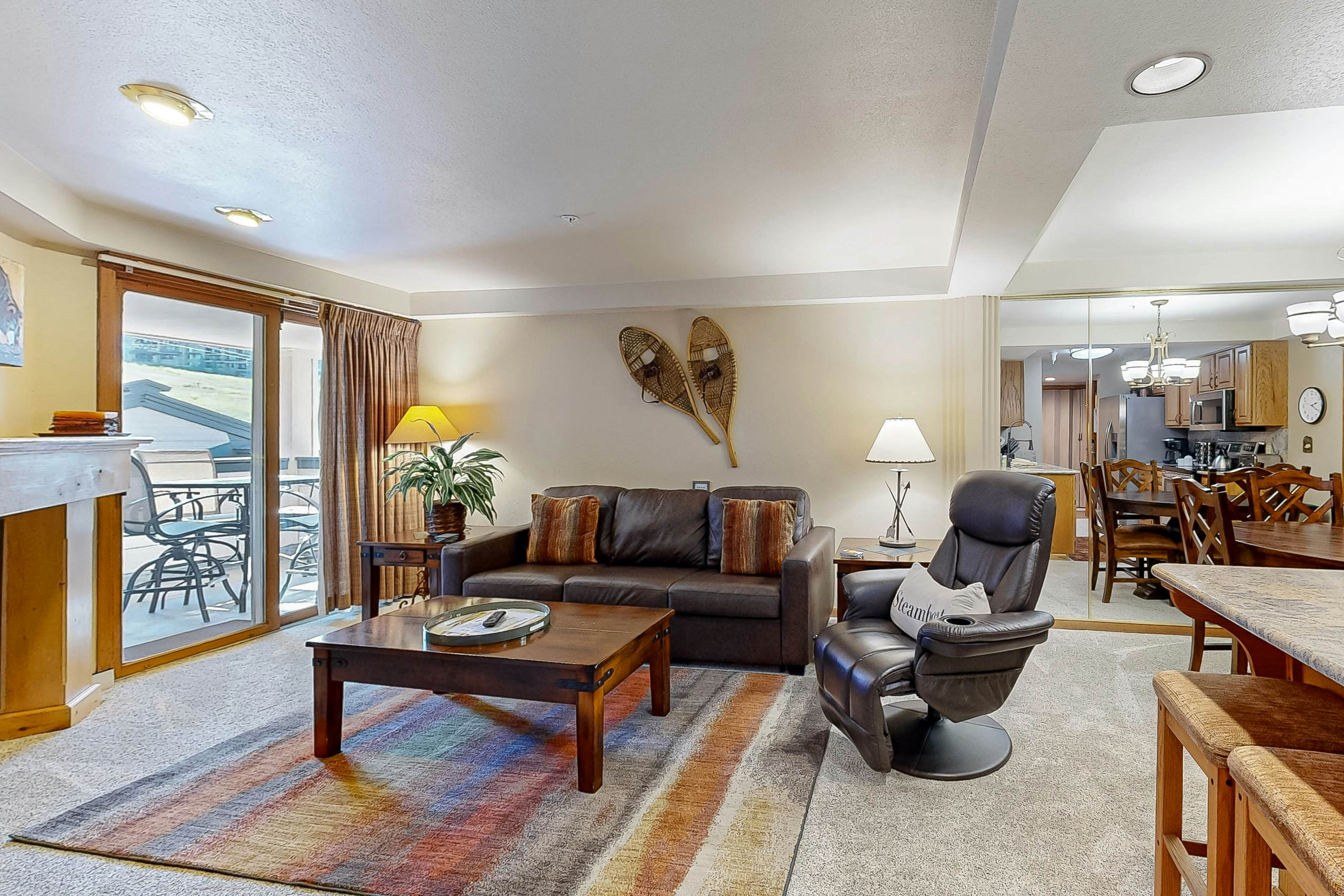 Torian Plum Plaza 206