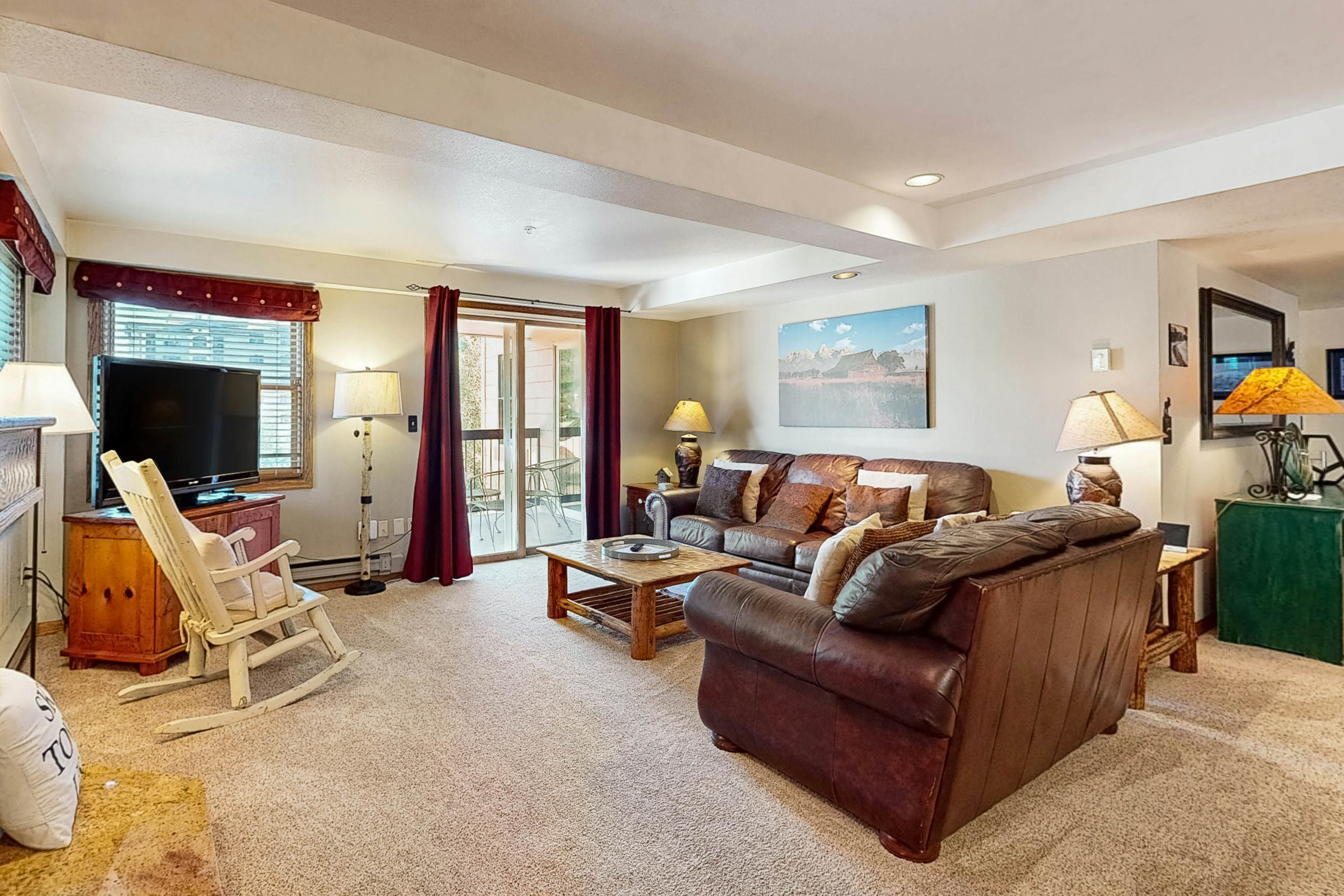 Torian Plum Plaza 301