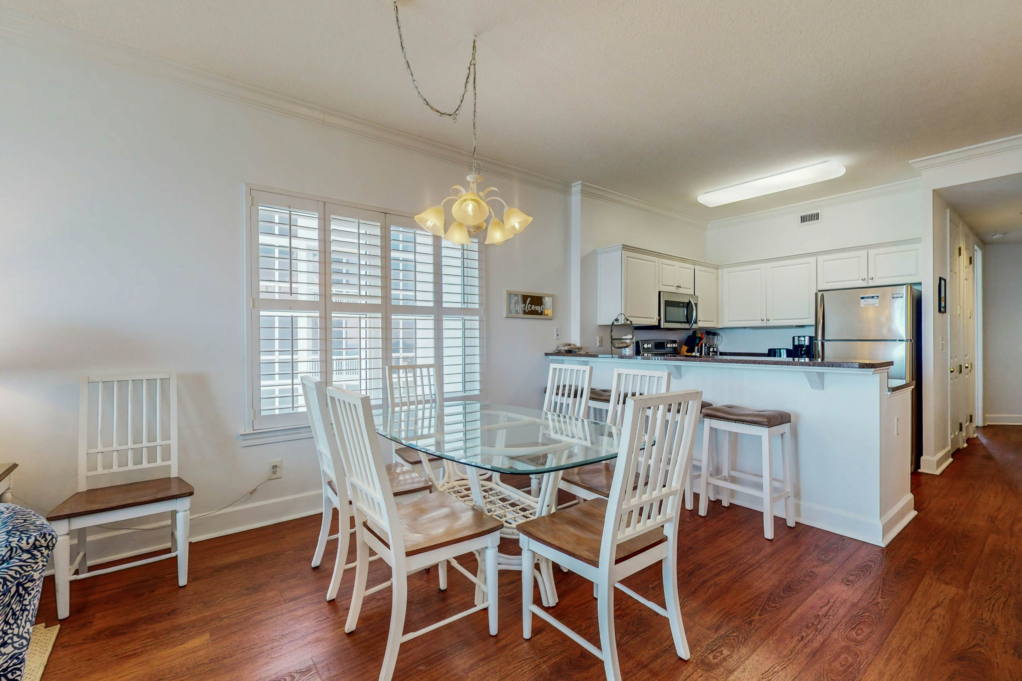 Island Royale Penthouse 106