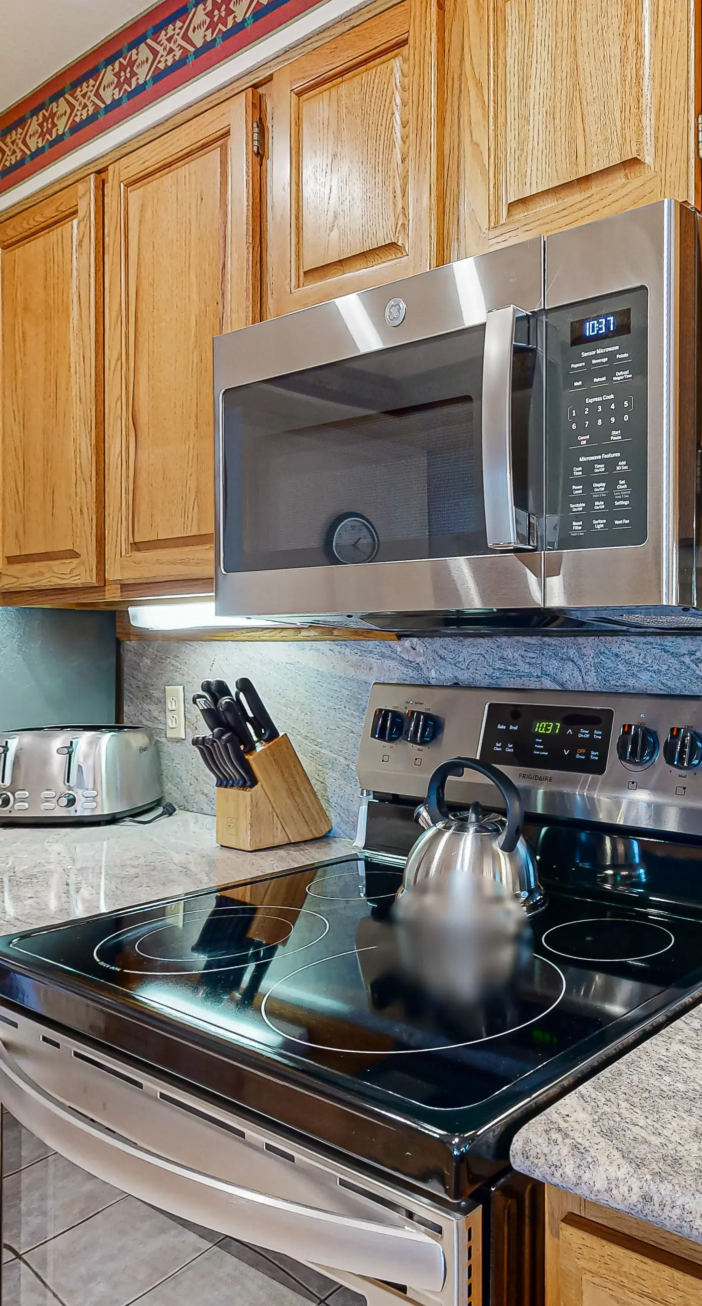 Torian Plum Plaza 502