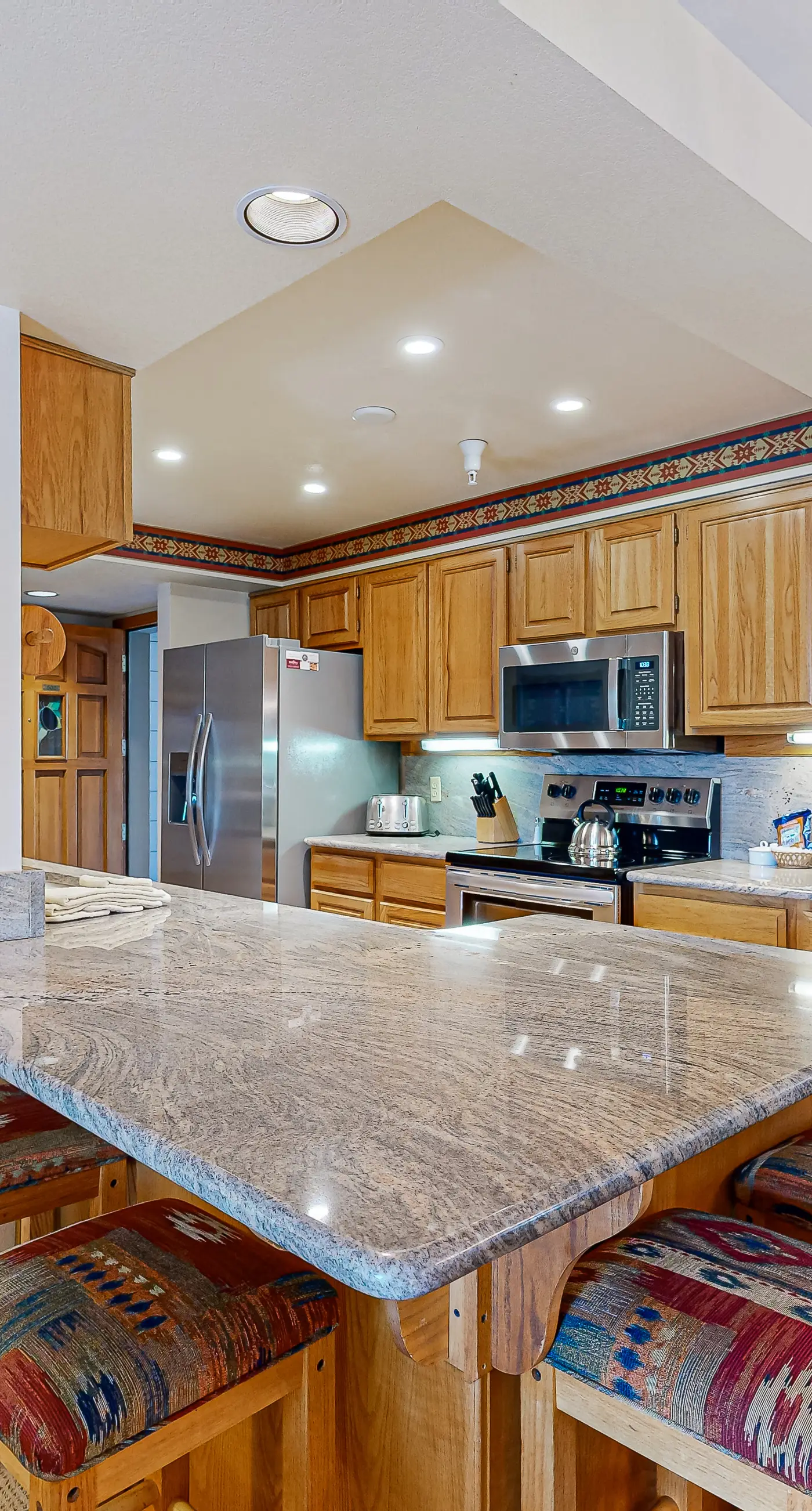 Torian Plum Plaza 502