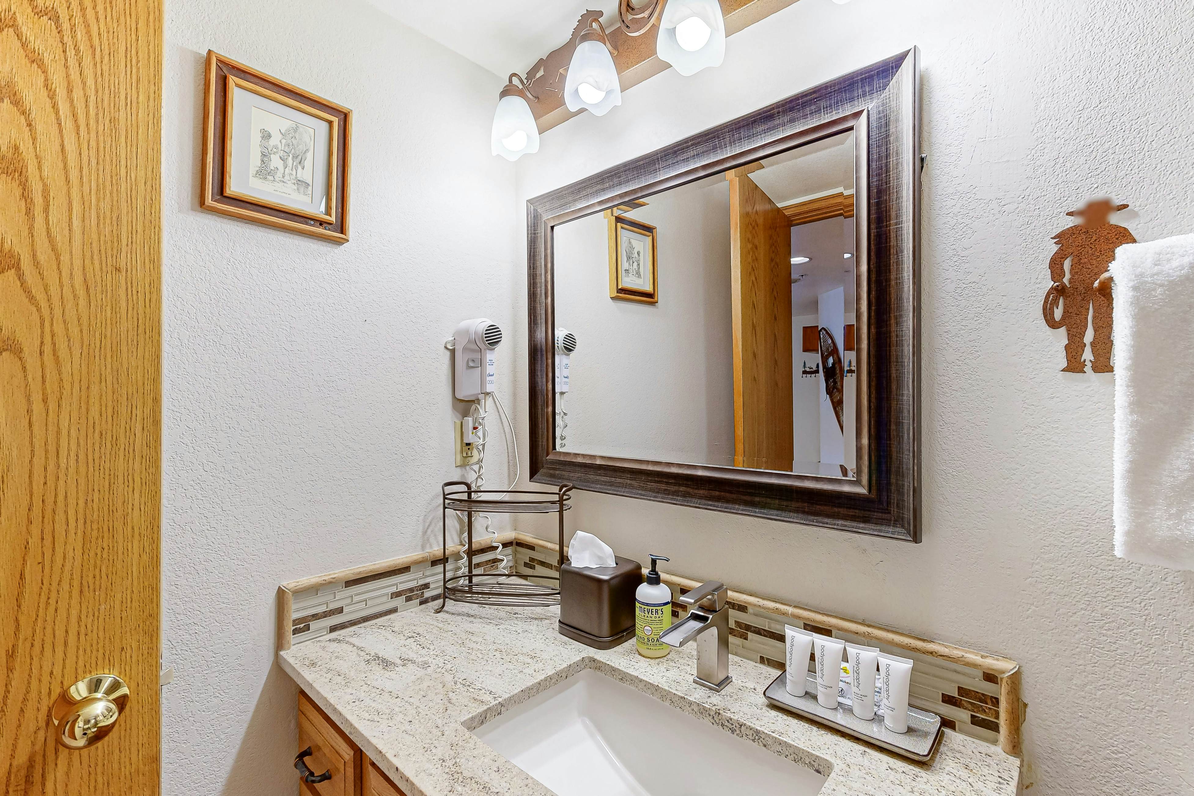 Torian Plum Plaza 302