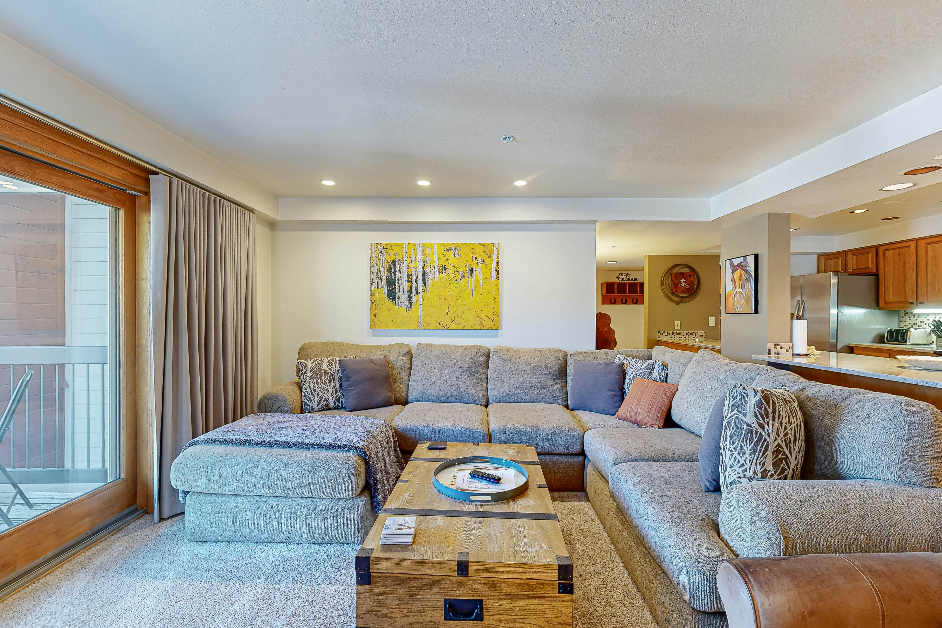 Torian Plum Plaza 302