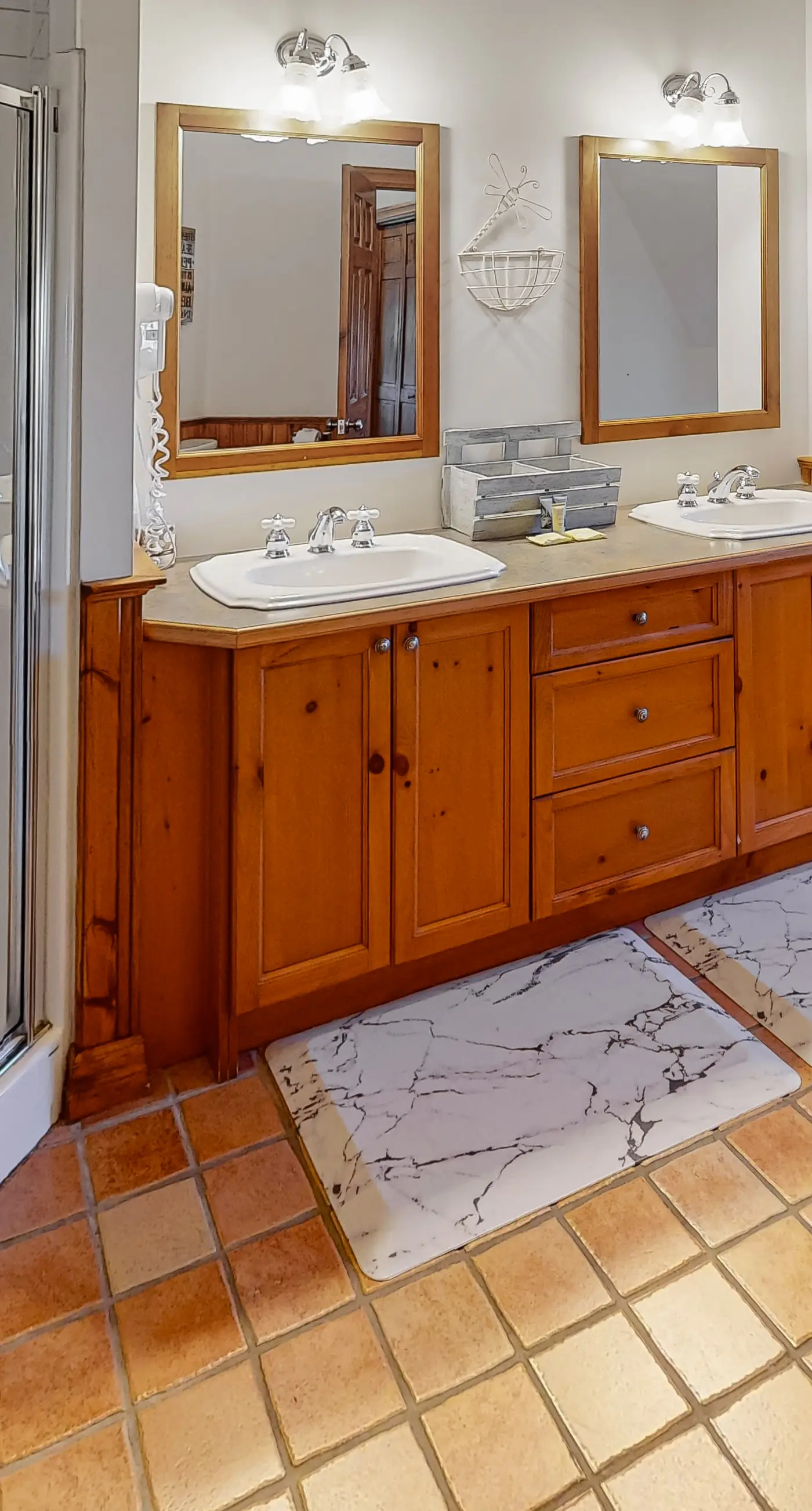 184 Snowbridge Way-Unit 218