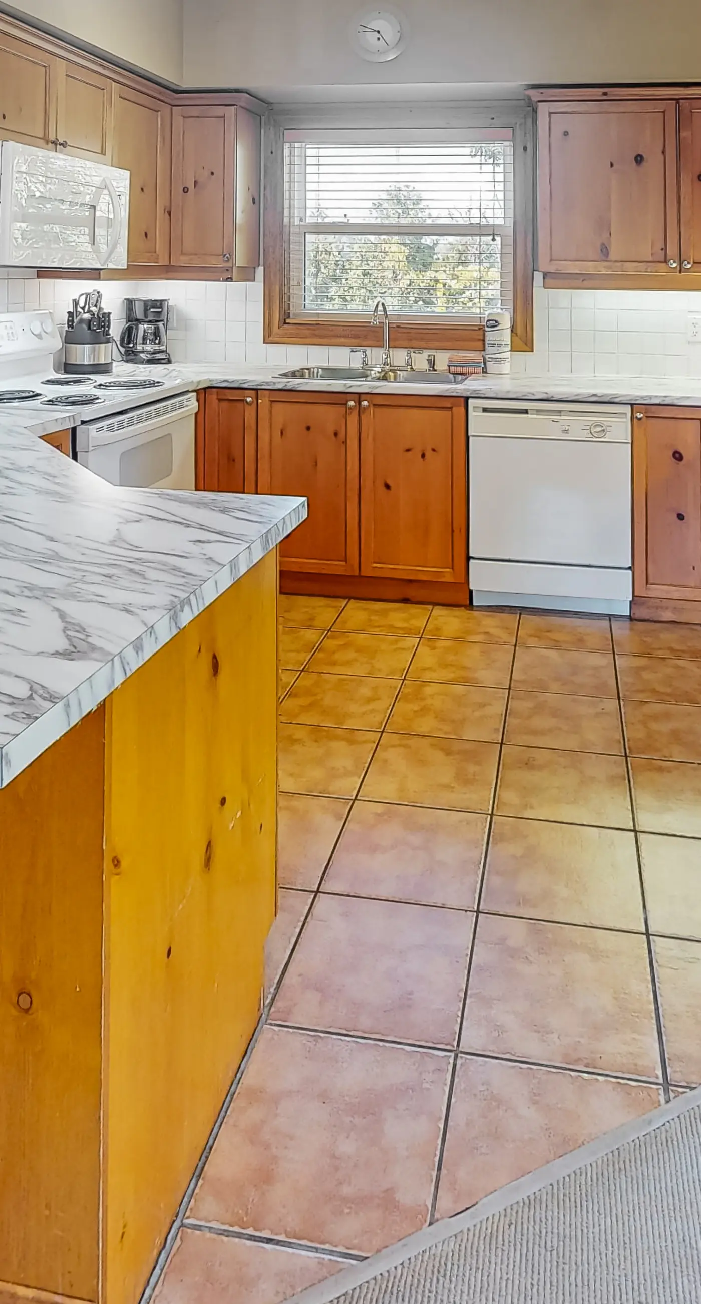 184 Snowbridge Way-Unit 218