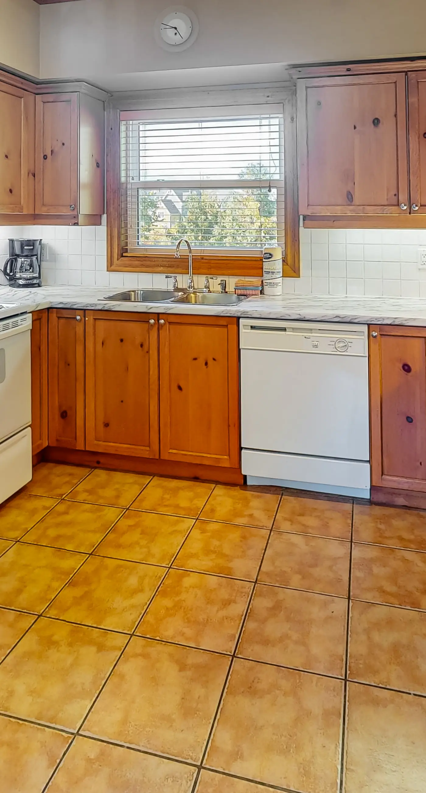 184 Snowbridge Way-Unit 218