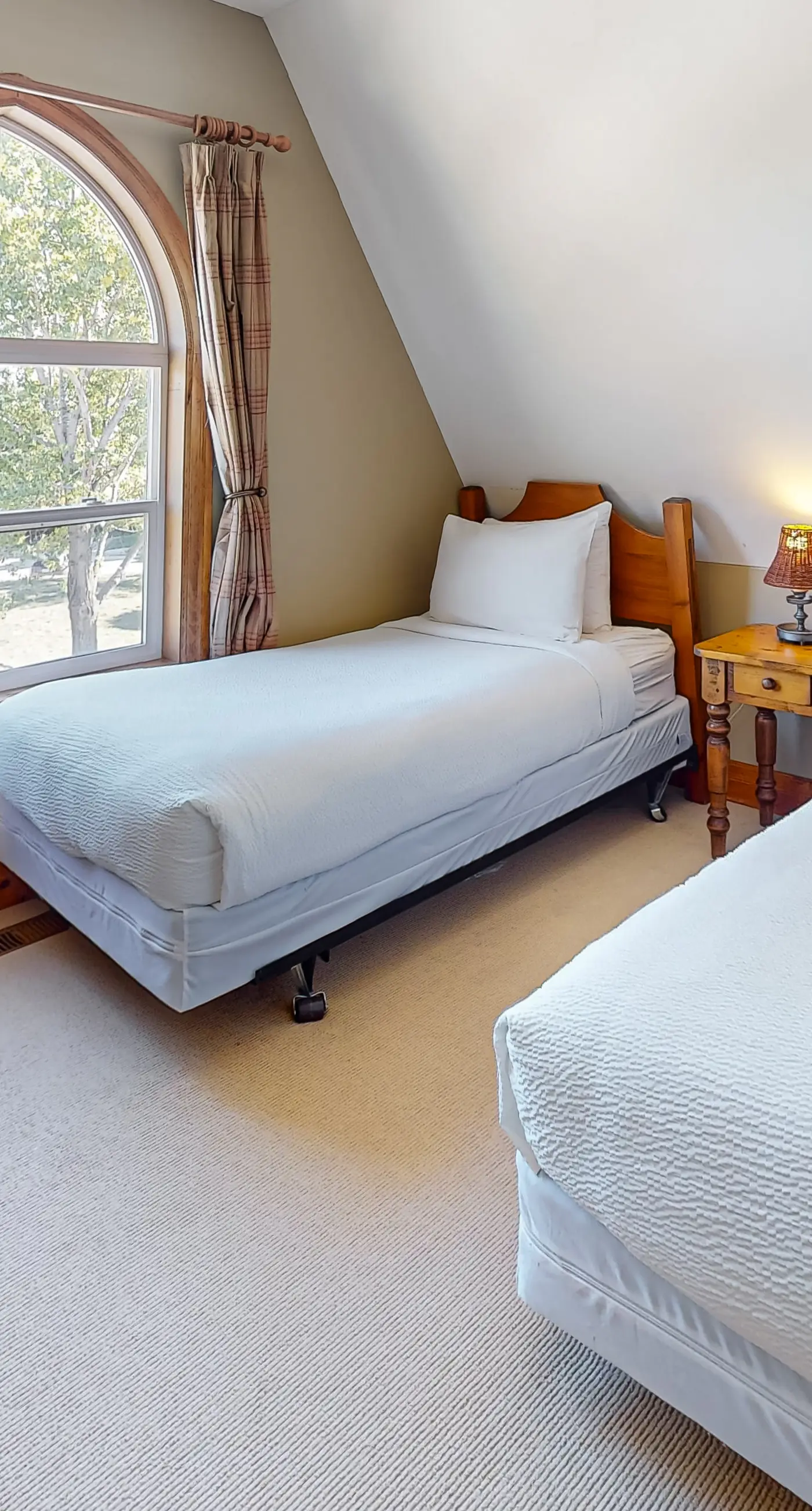 184 Snowbridge Way-Unit 218