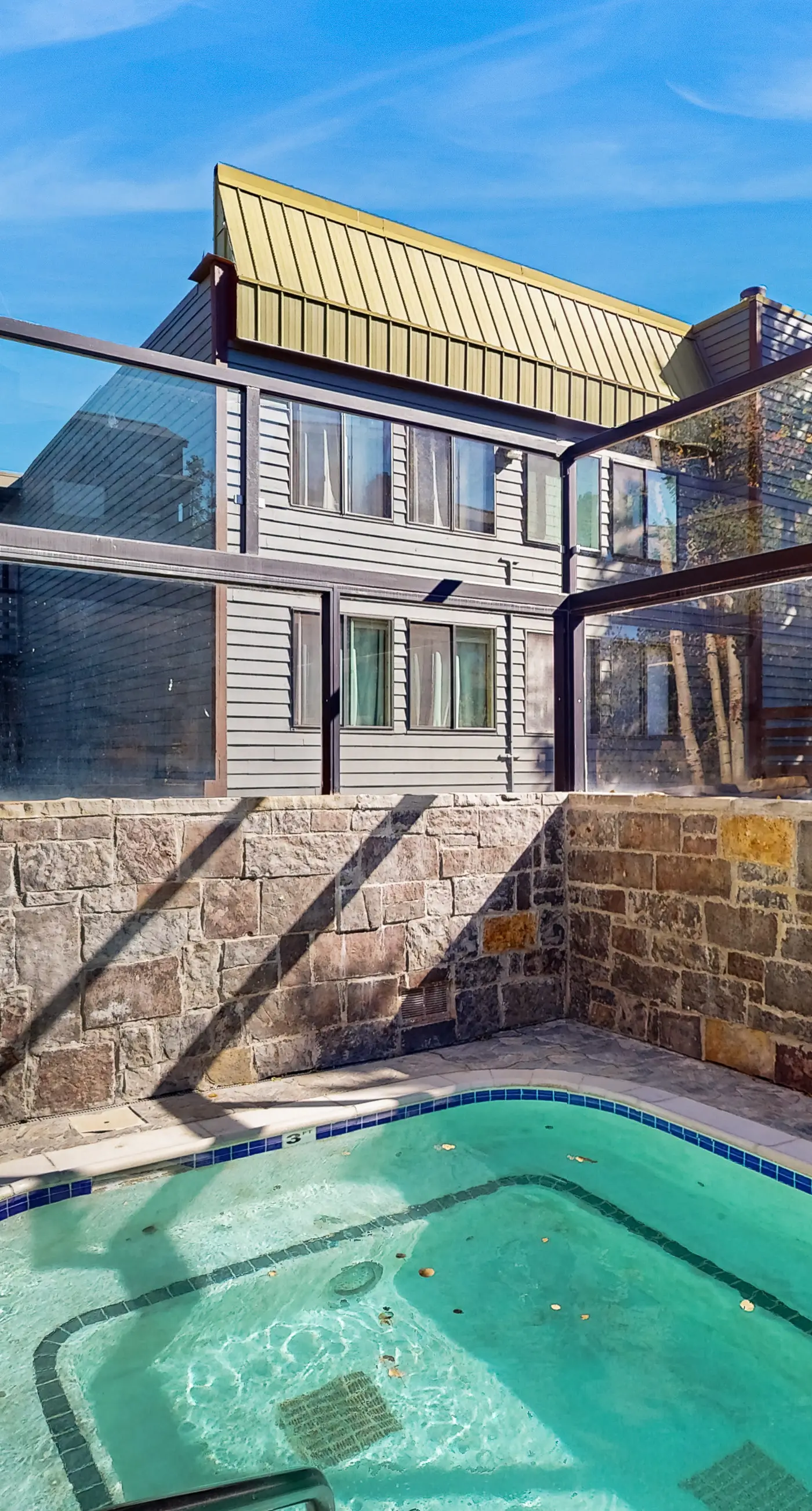 Crisp Mountain Retreat