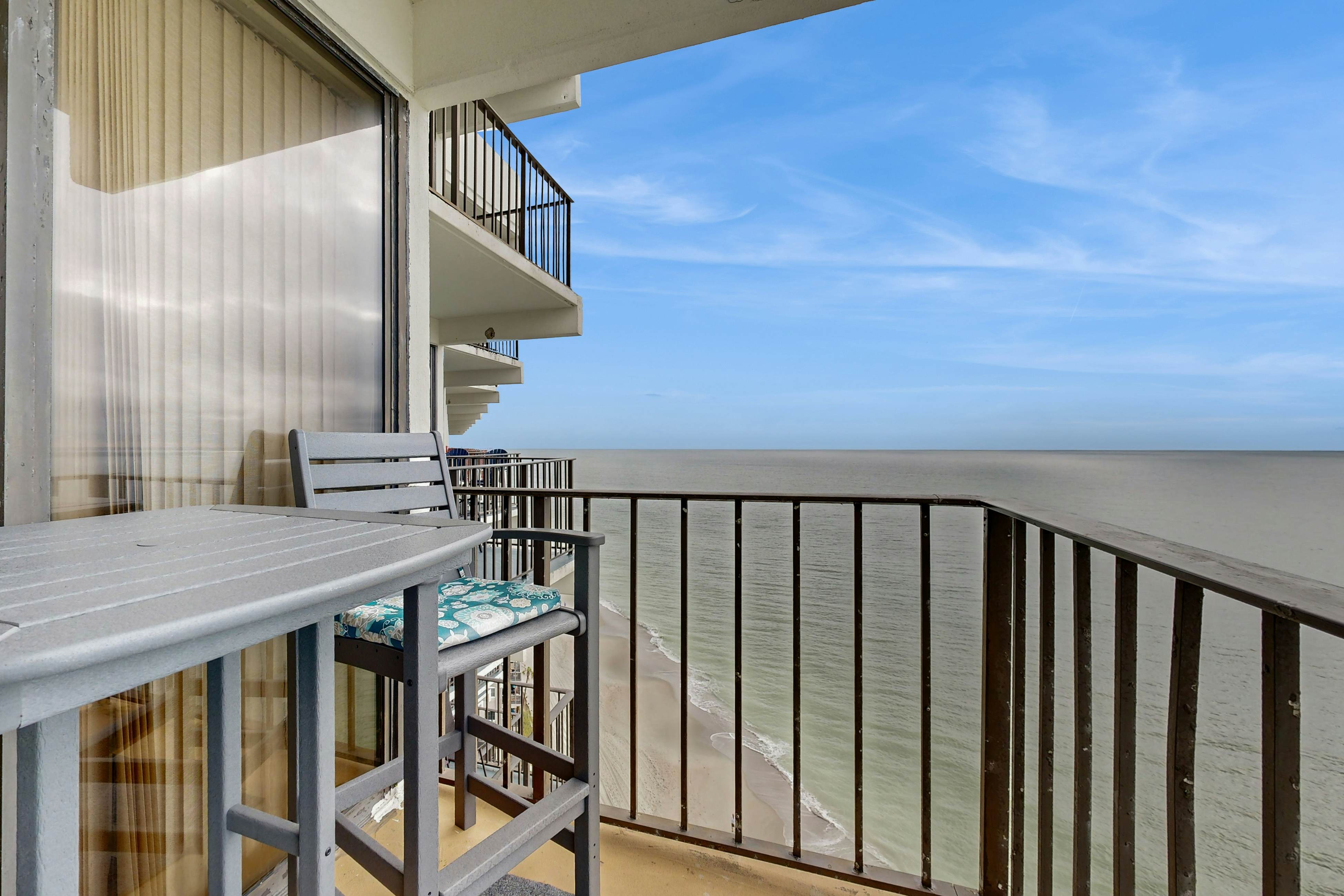 Z - Royal Garden Resort #1514