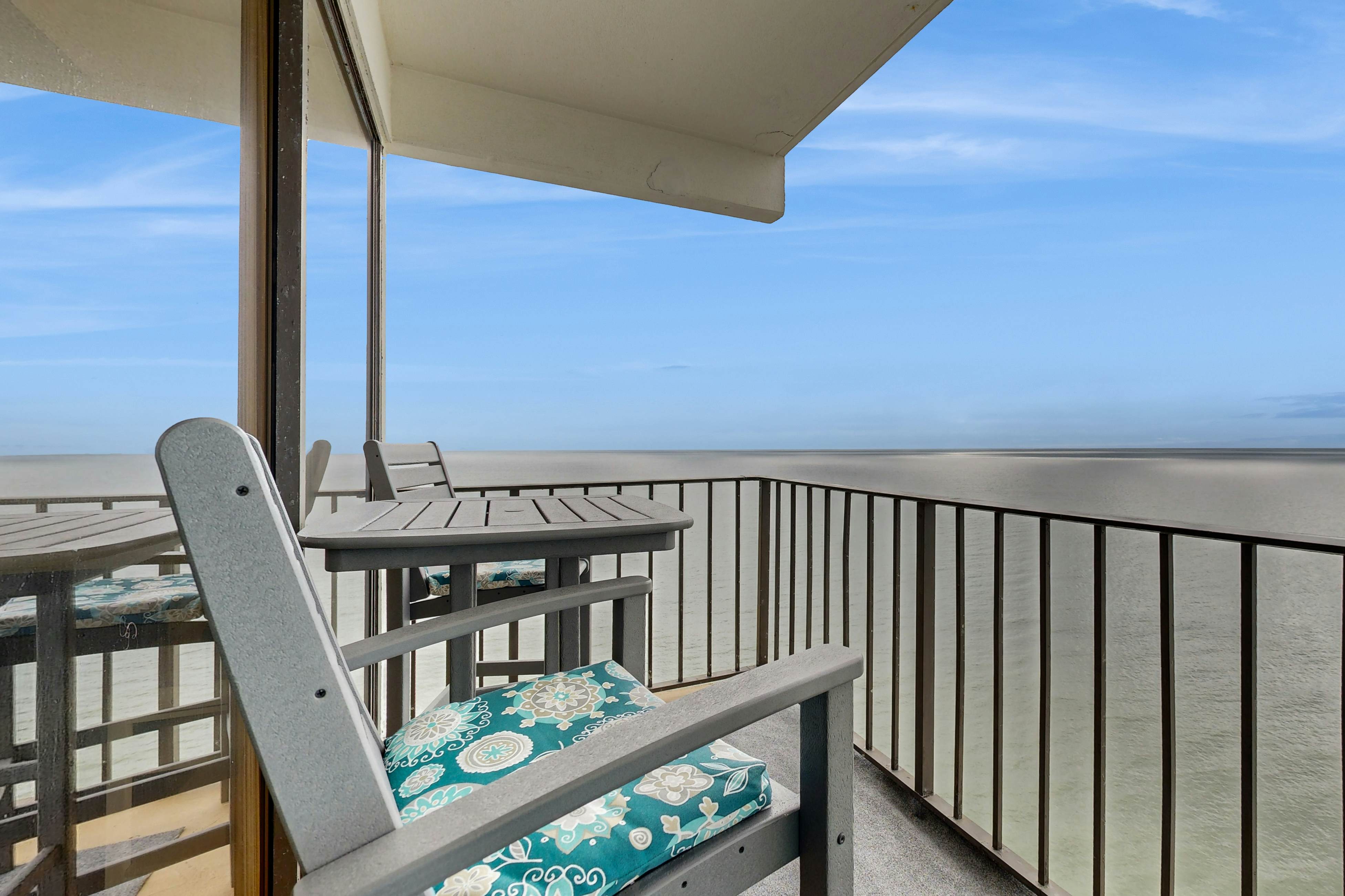 Z - Royal Garden Resort #1514