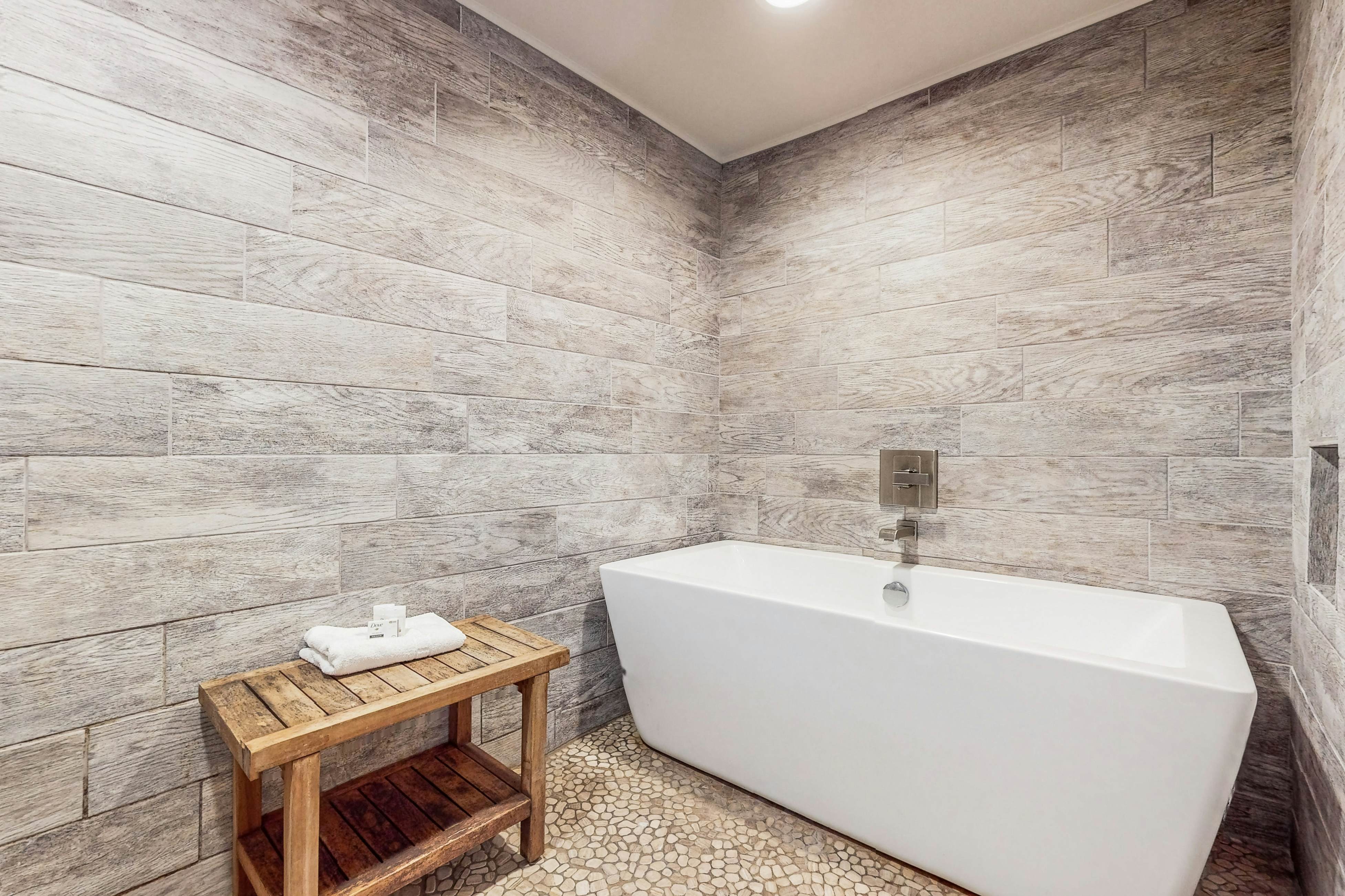 Mayan Princess - Howdy Lobster