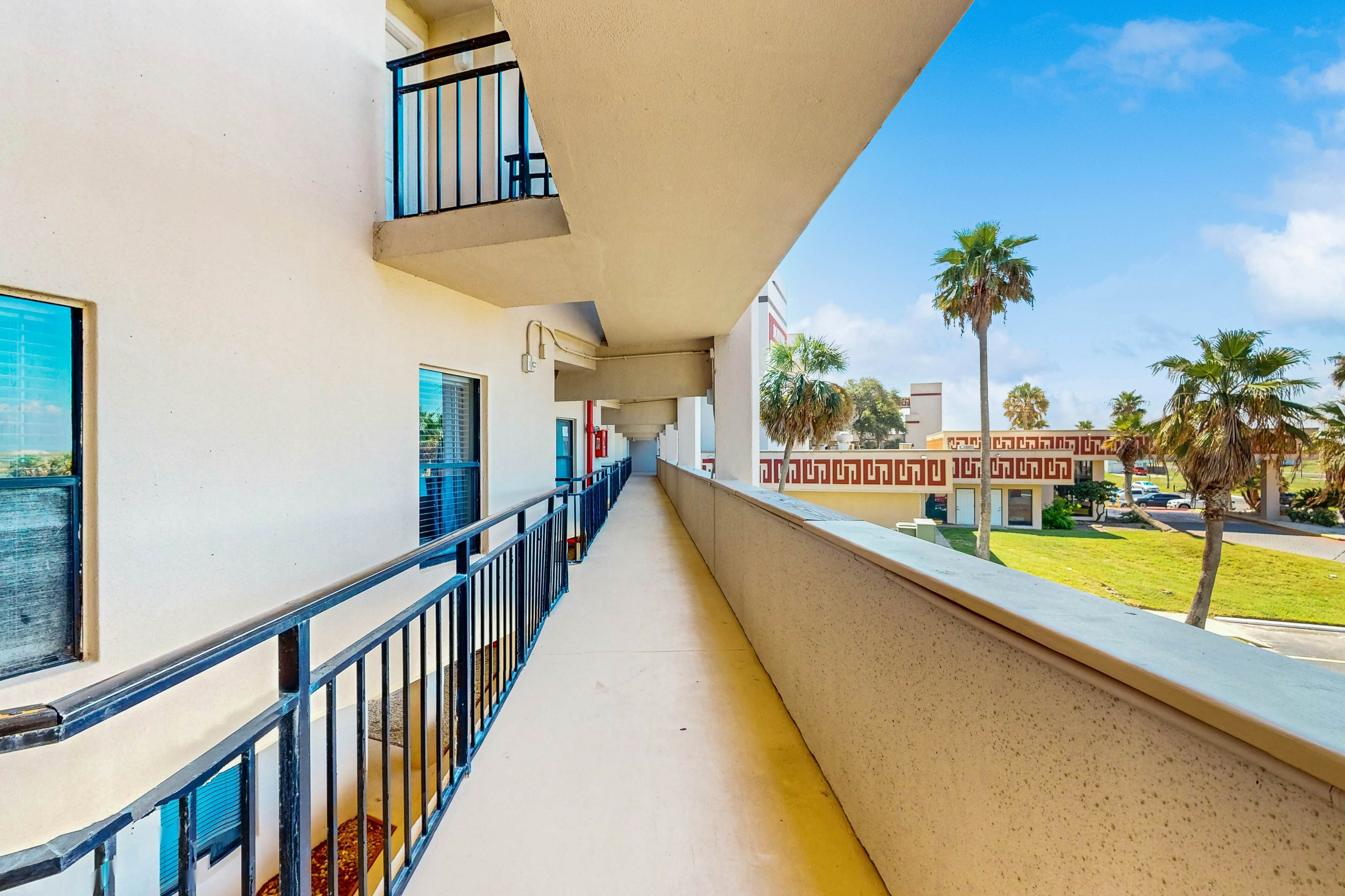 Mayan Princess - Howdy Lobster