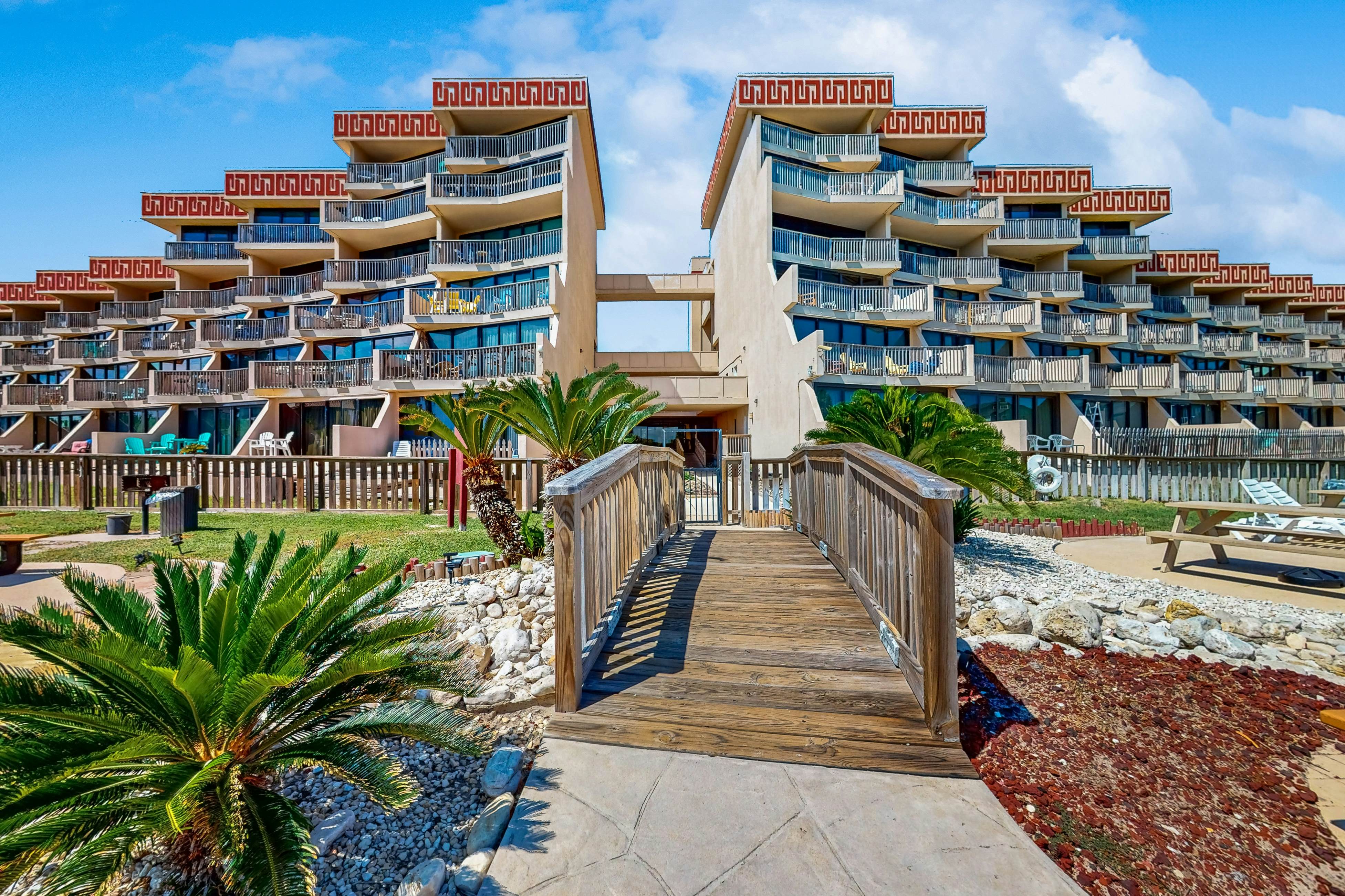 Mayan Princess - Howdy Lobster