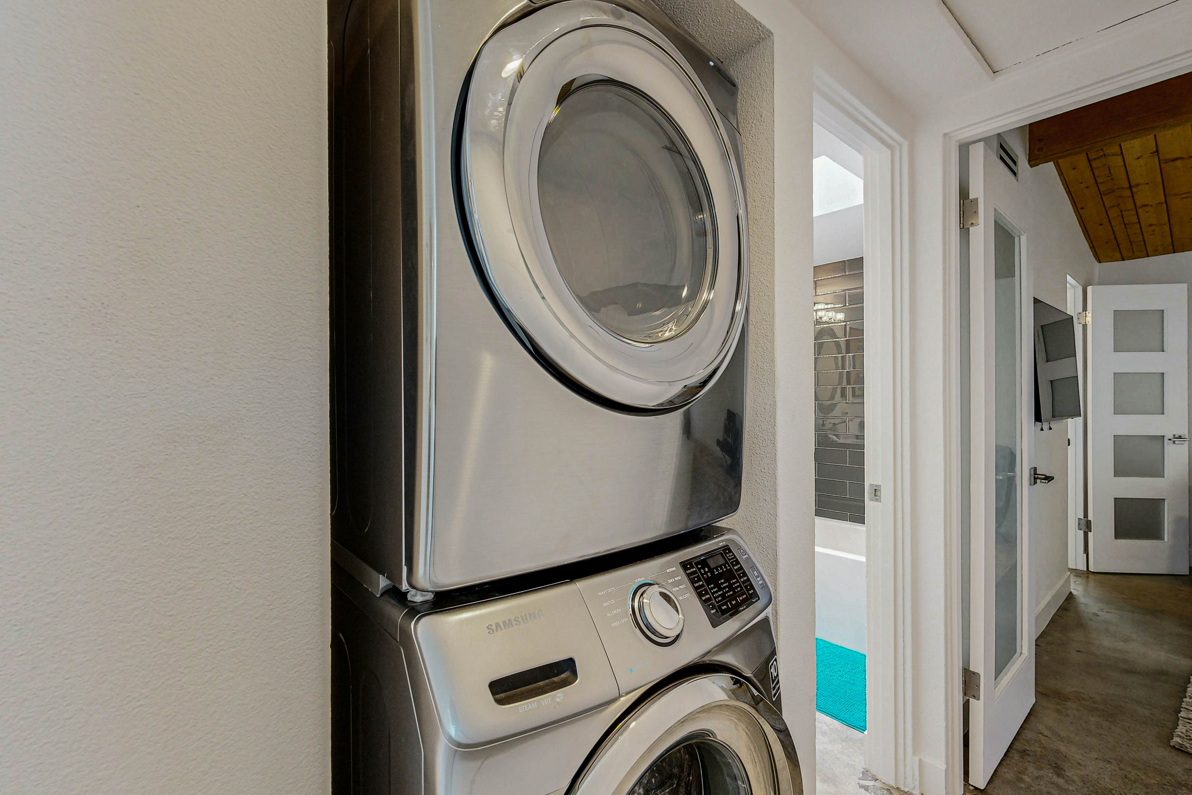 Iconic Mid-Century Modern Escape - 4729