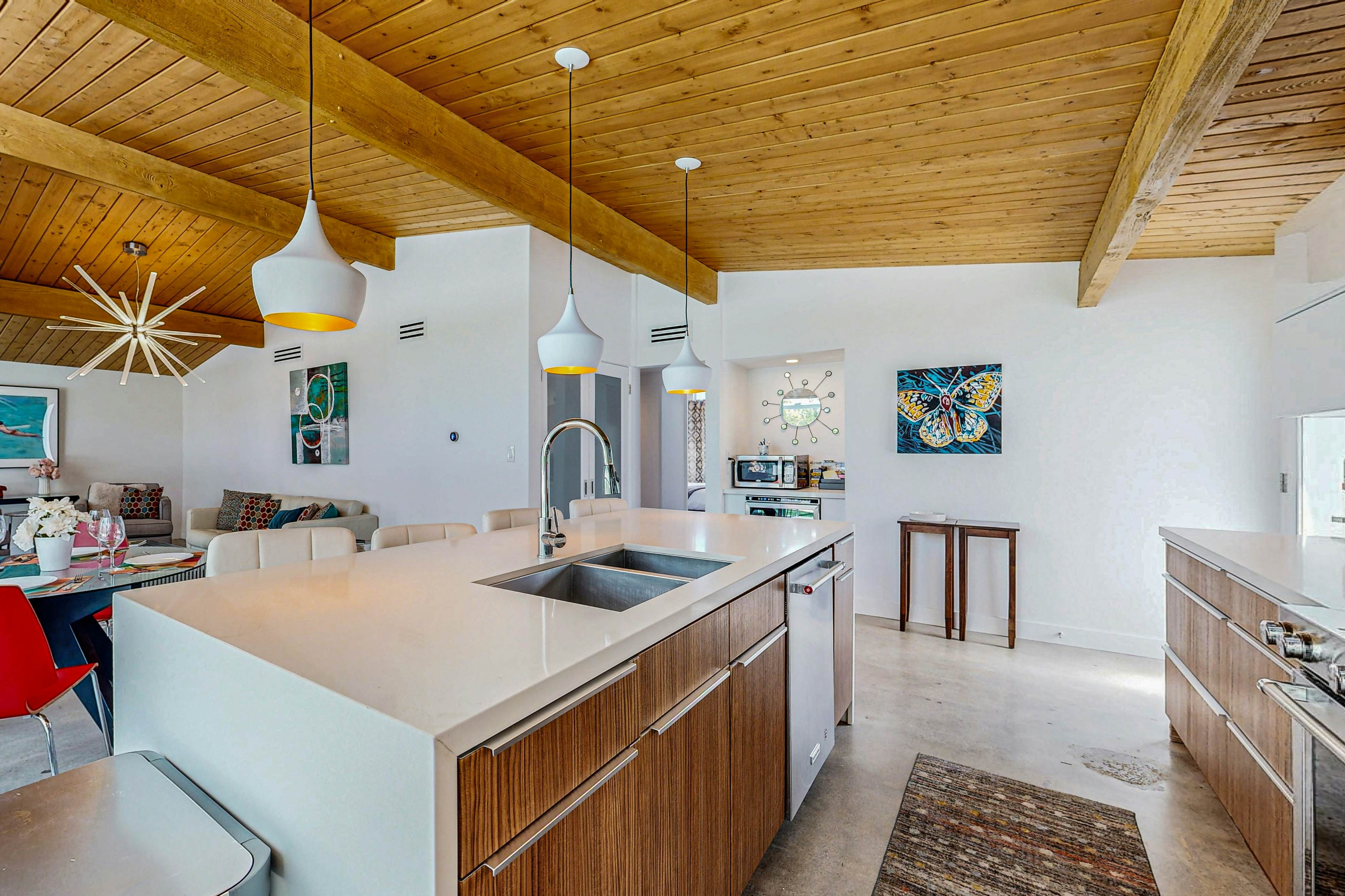 Iconic Mid-Century Modern Escape - 4729