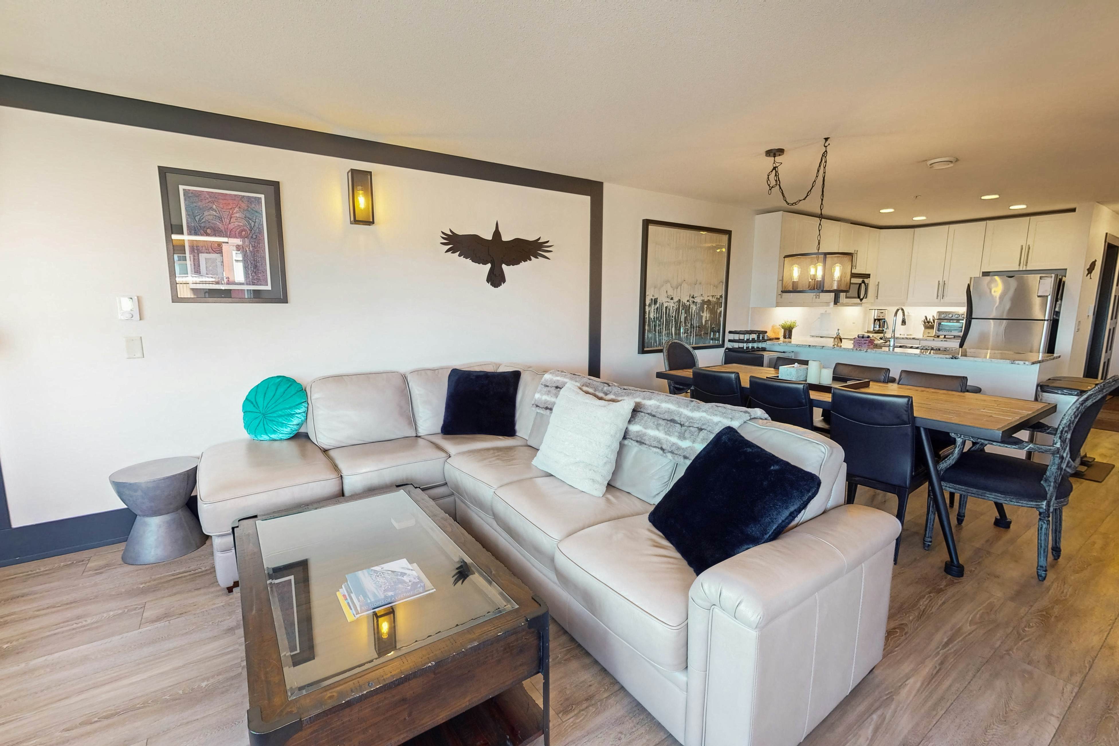 Talons Reach at The Raven 204