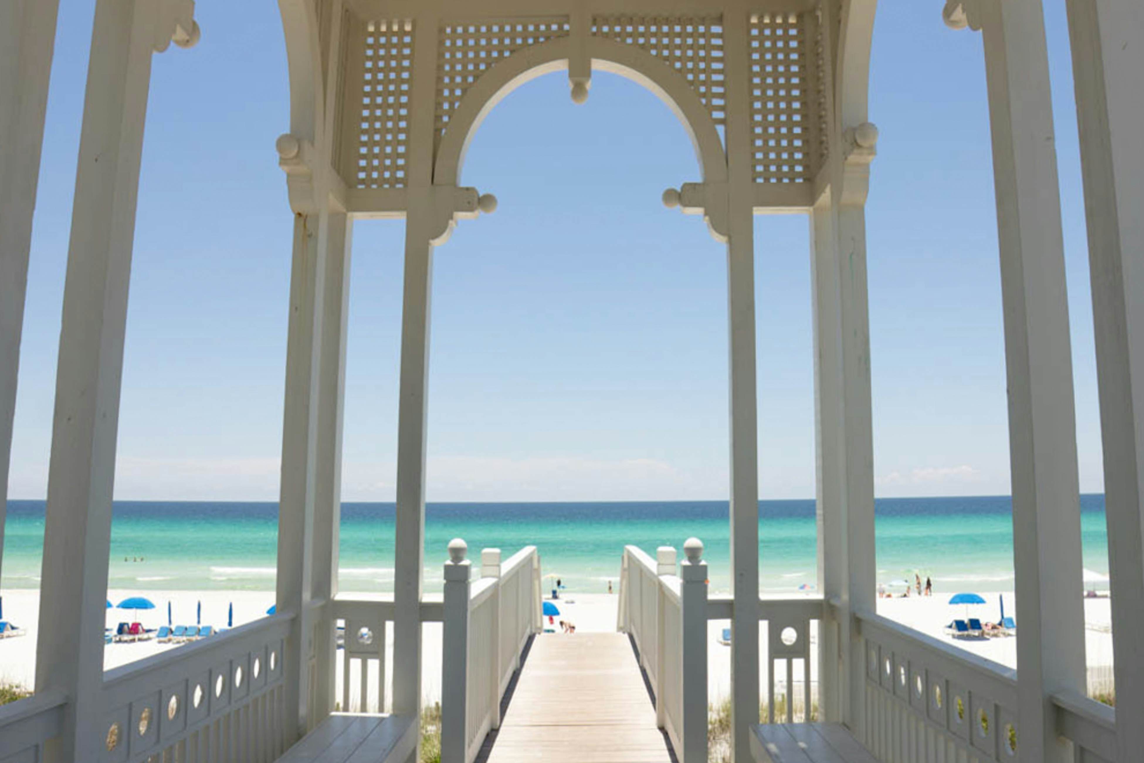 Carillon Beach 10 - Deja Vu