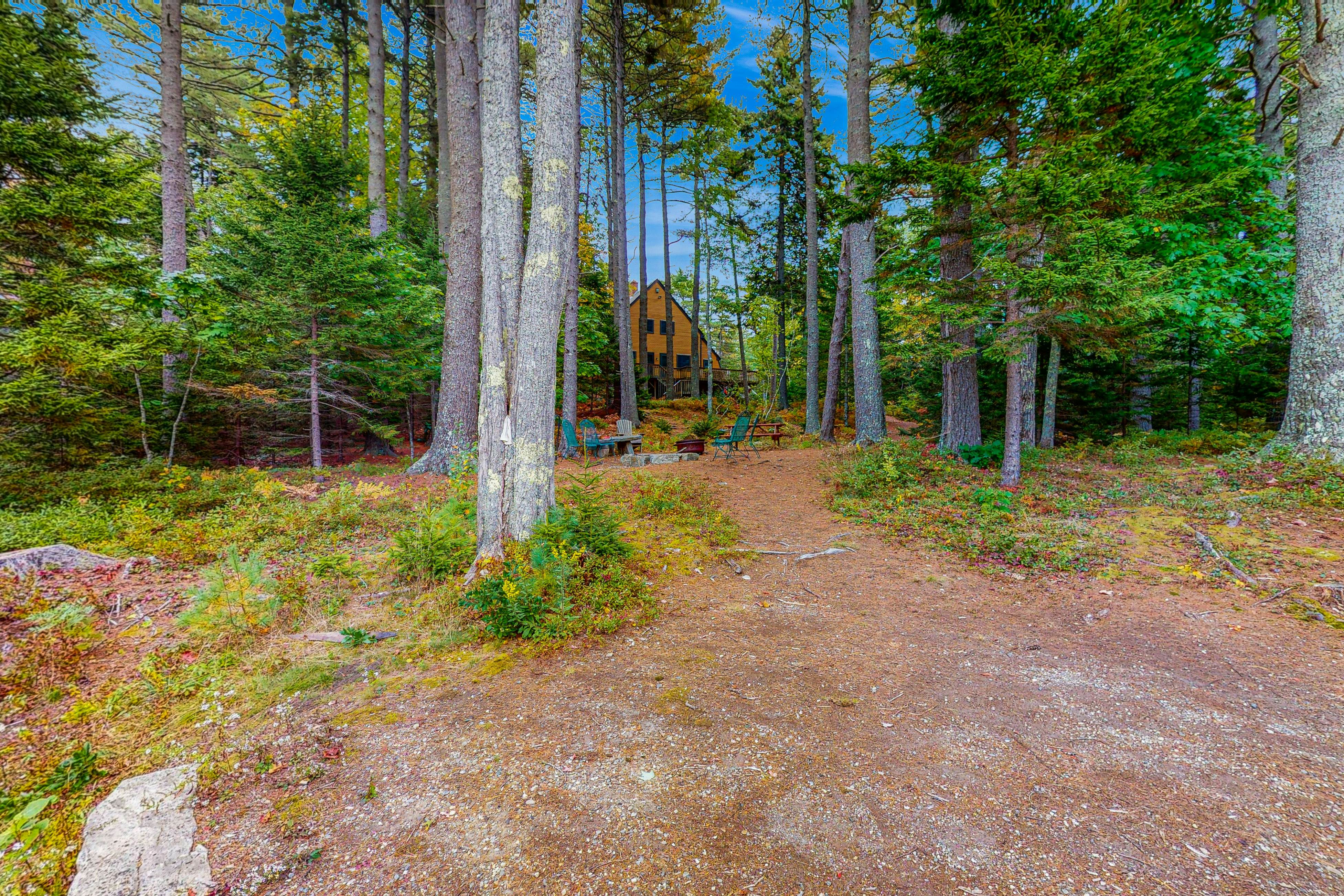 Appalachee Pond Waterfront Cottage