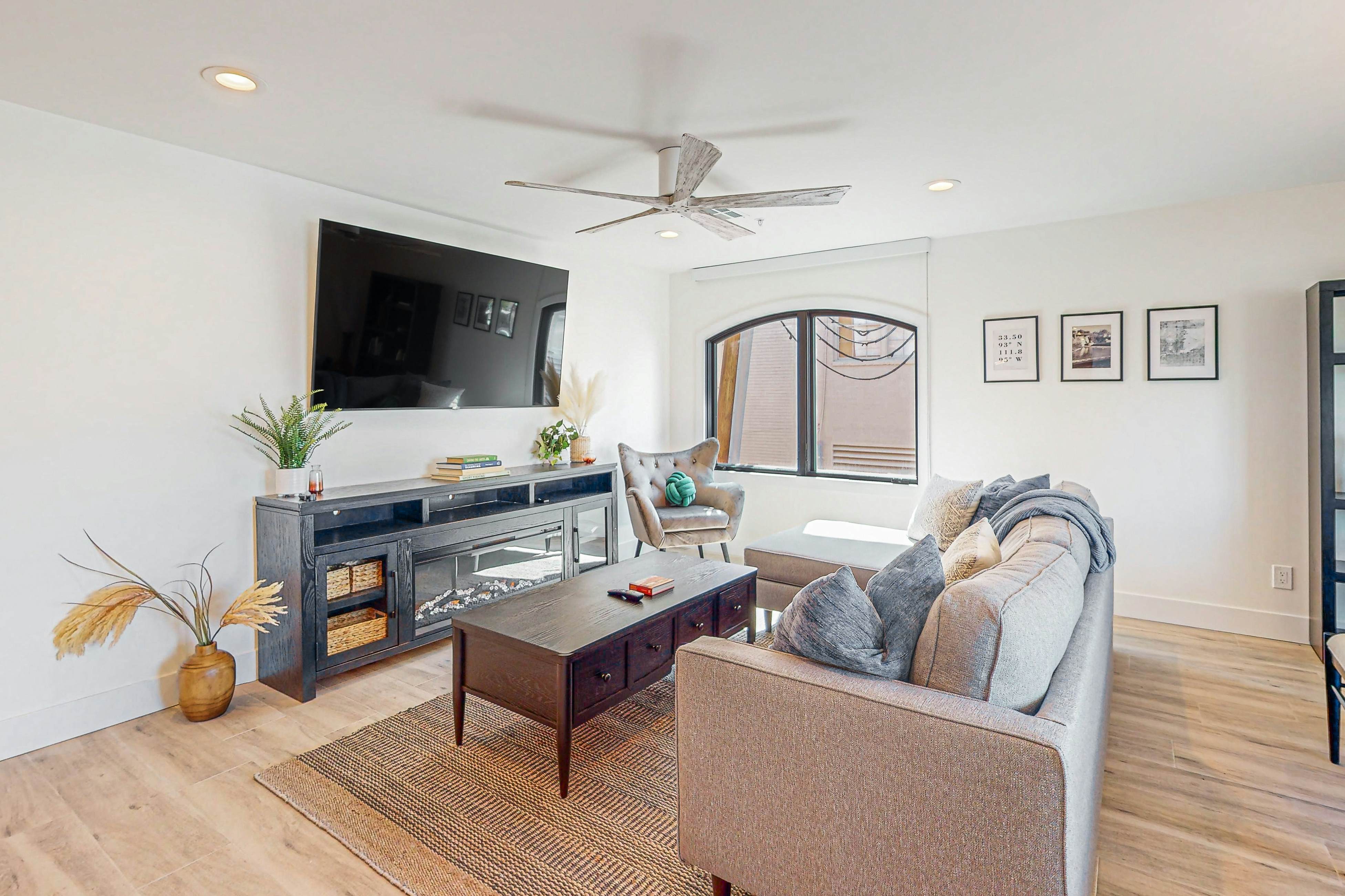 Historic Oldtown Plaza #202