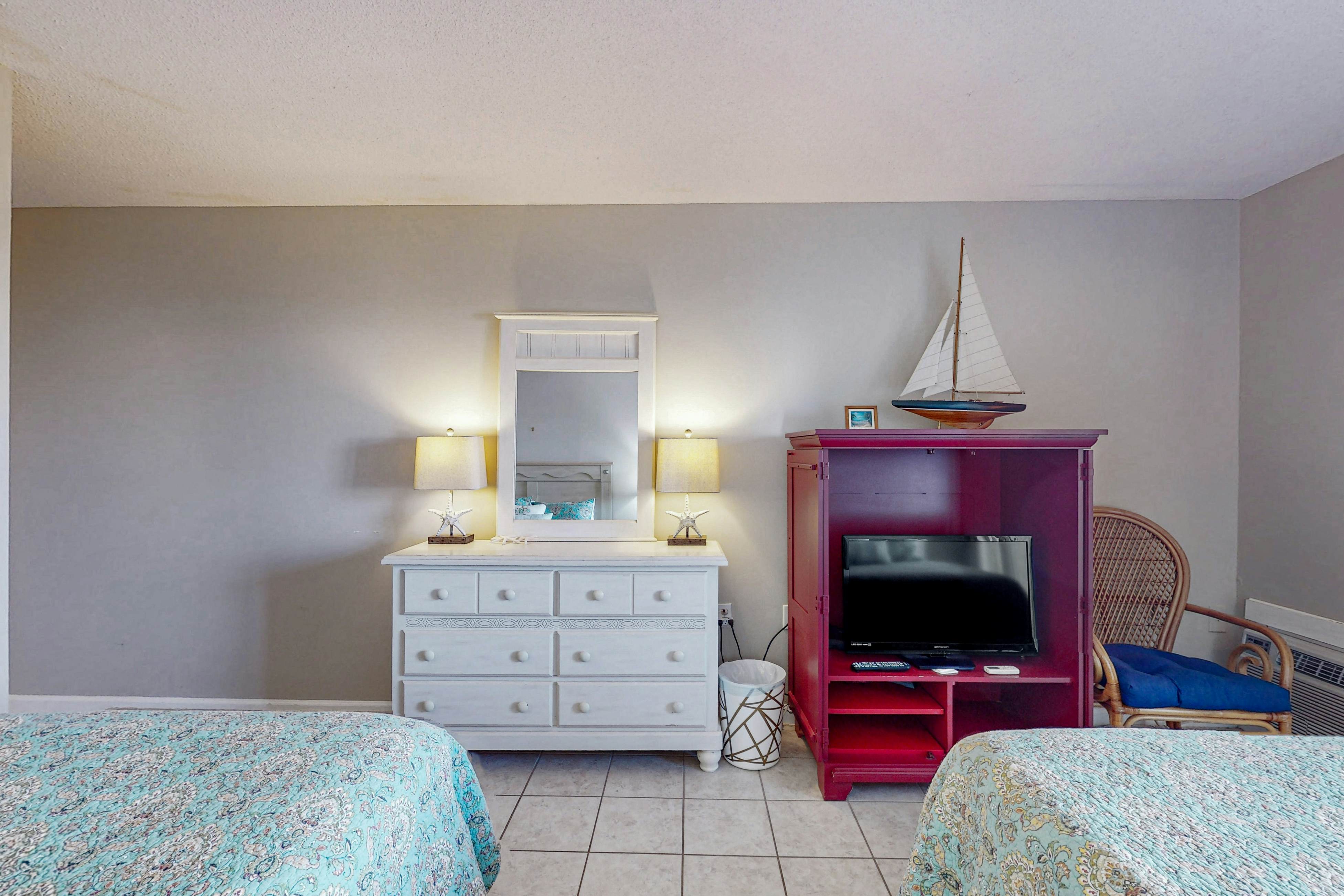 Live in the Sun, Play in the Sea