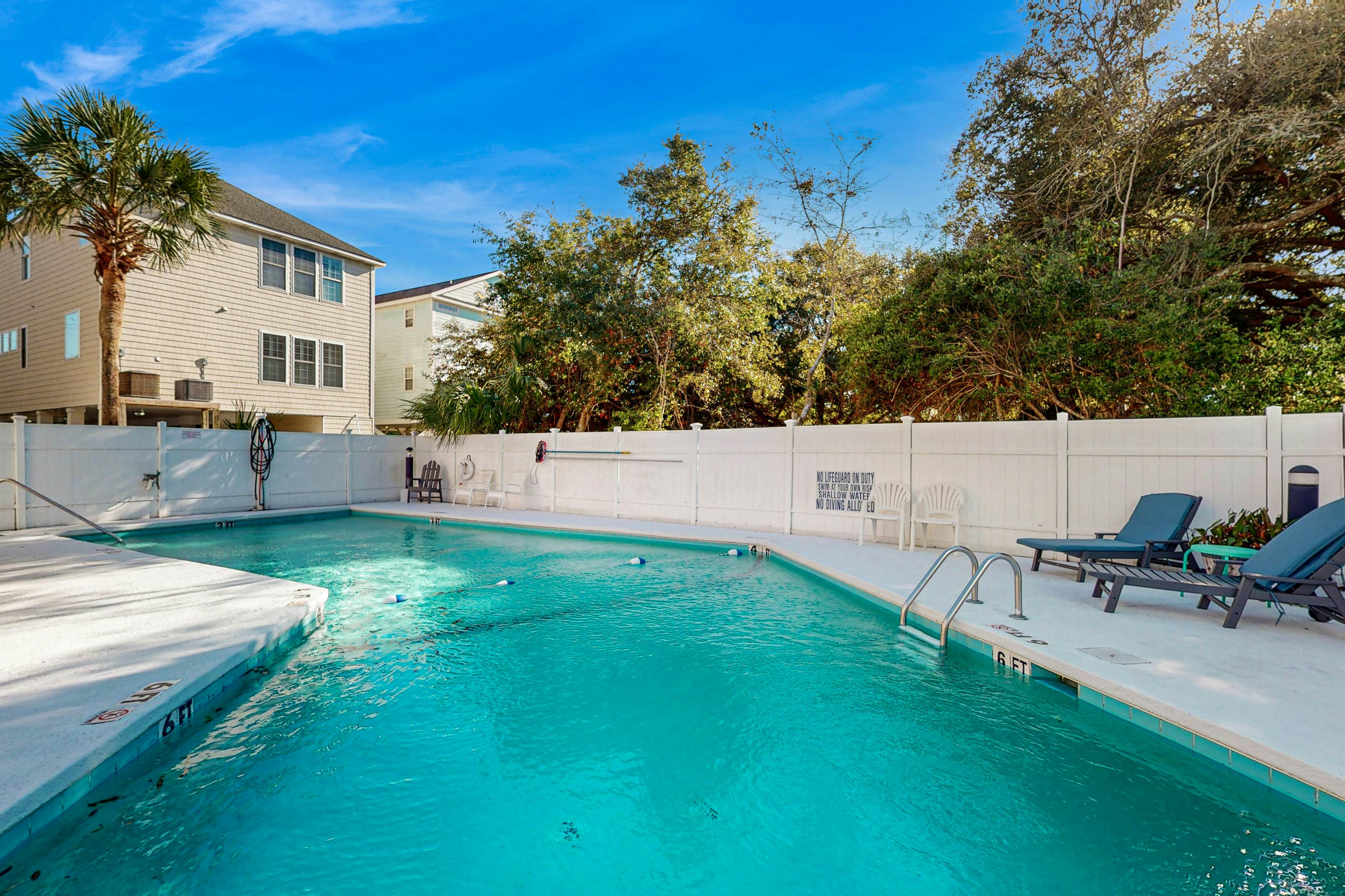 Live in the Sun, Play in the Sea