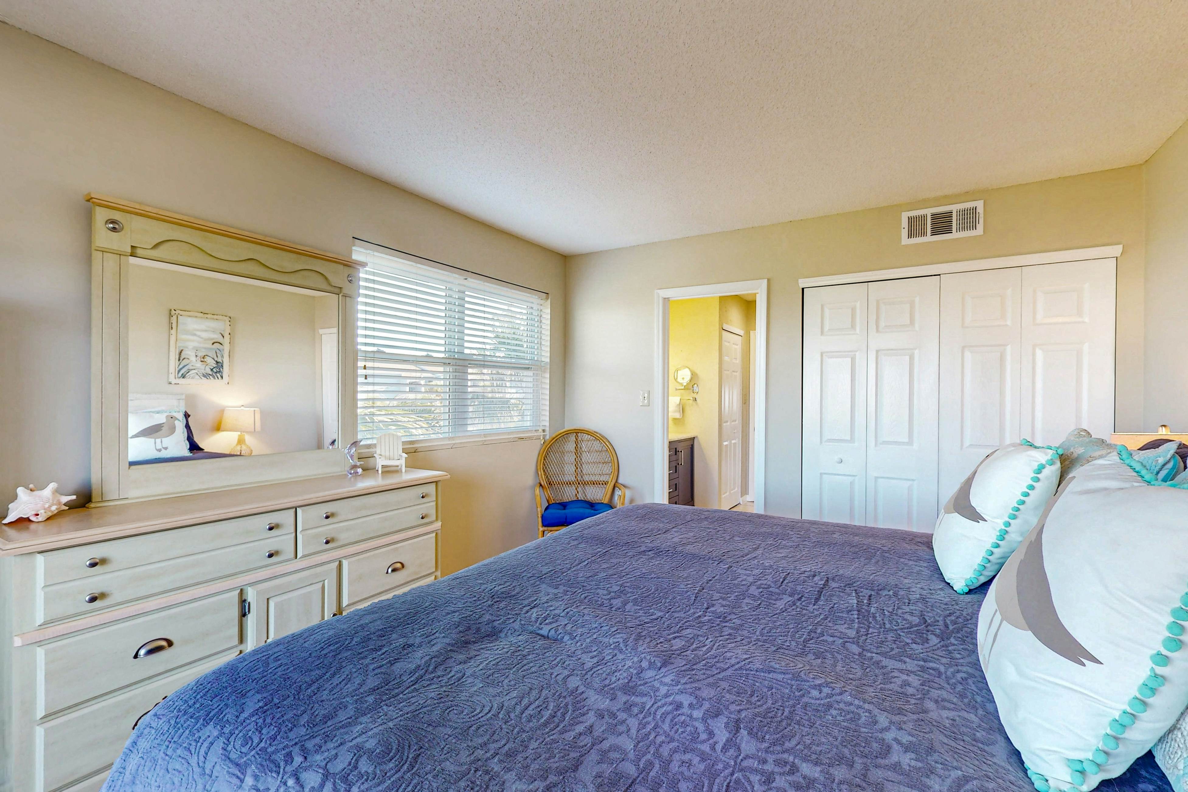 Live in the Sun, Play in the Sea