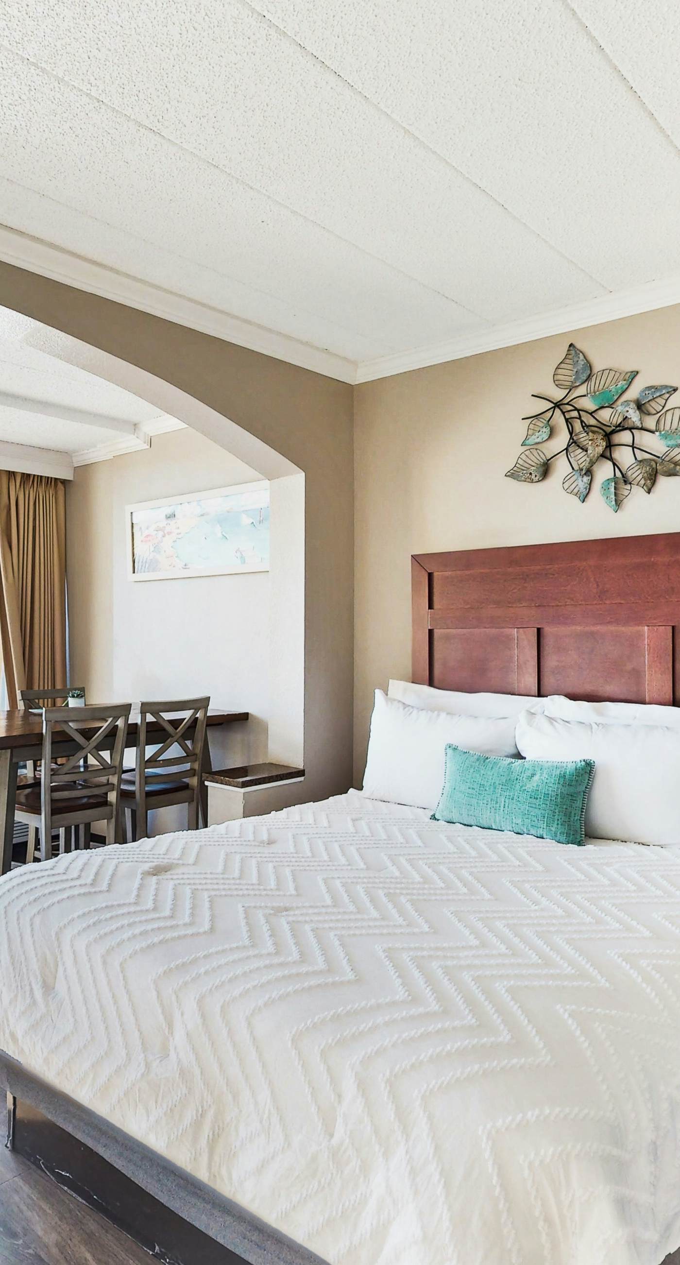 Caravelle Resort 206