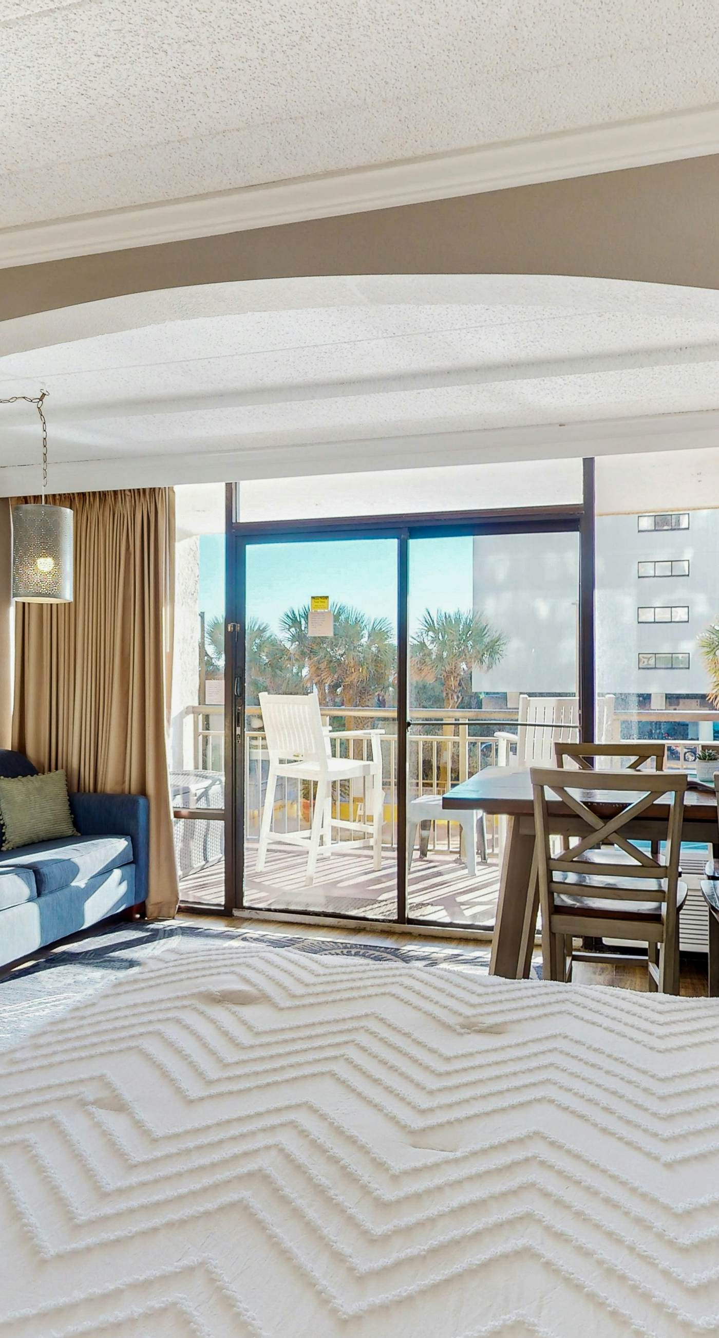 Caravelle Resort 206