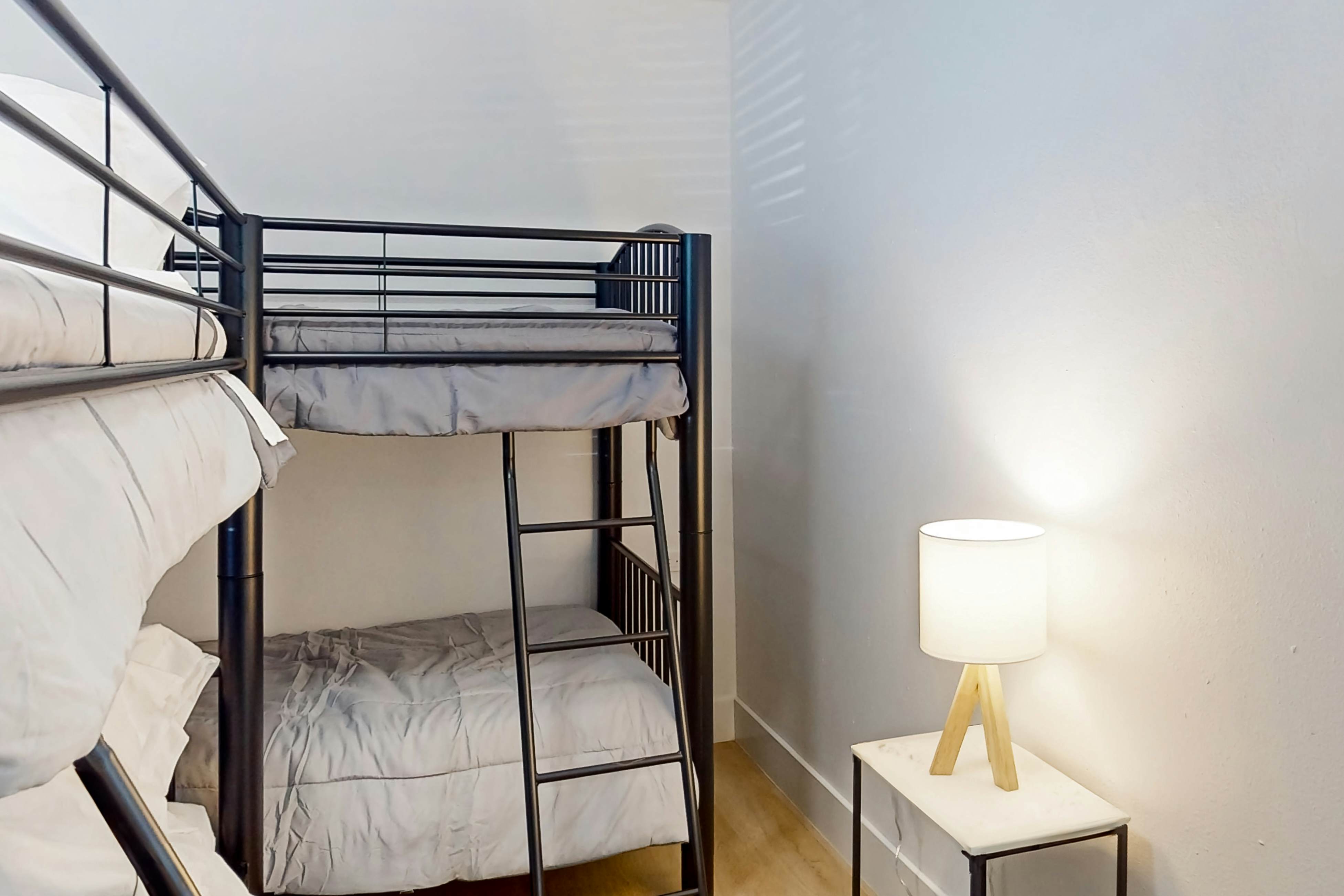 Glorious Glendale Getaway