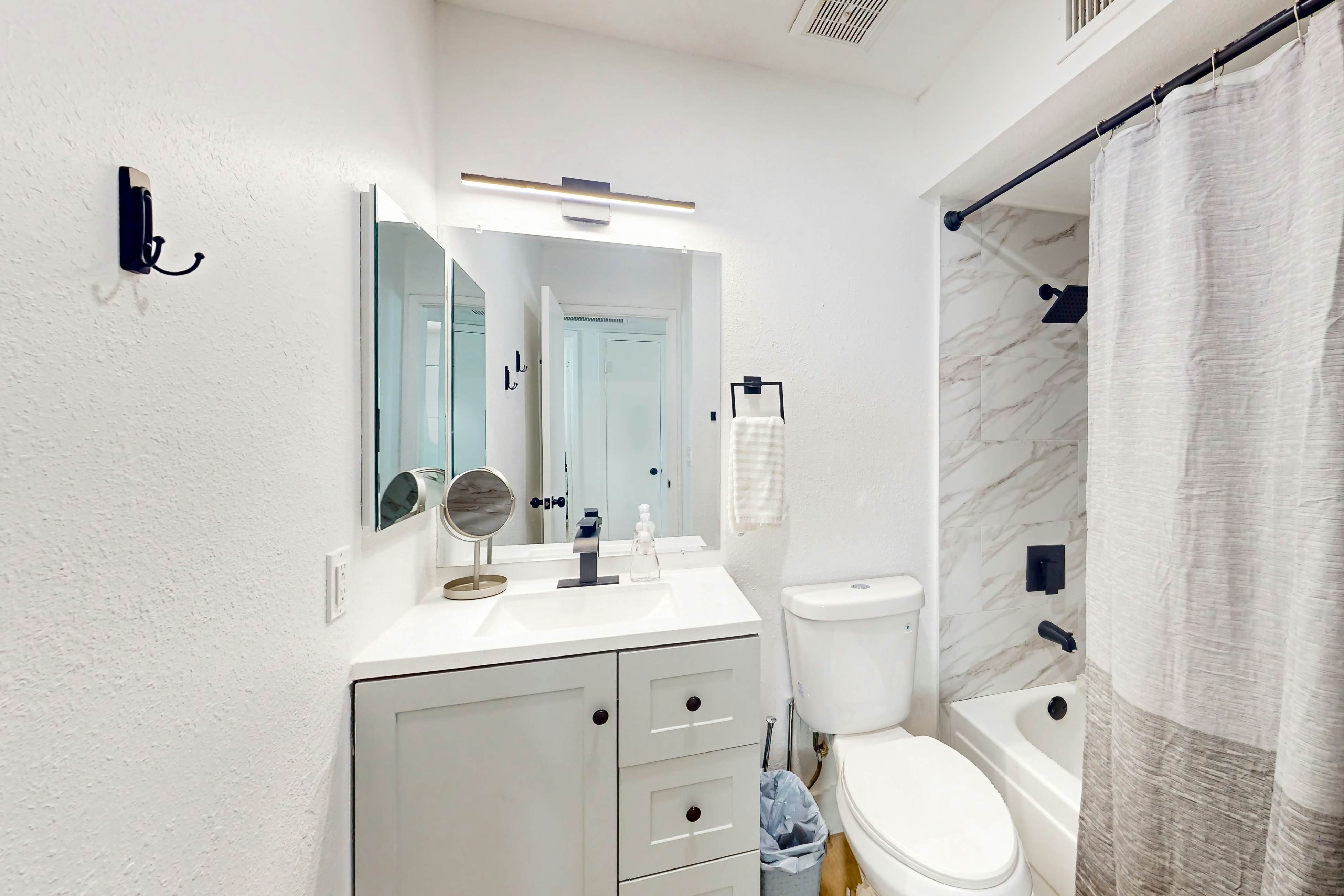 Glorious Glendale Getaway