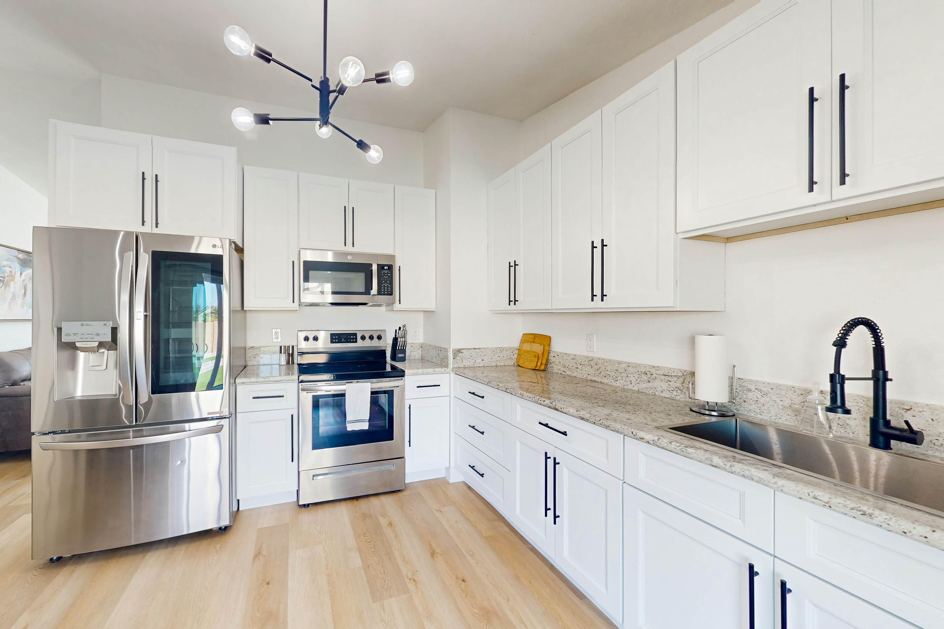 Glorious Glendale Getaway