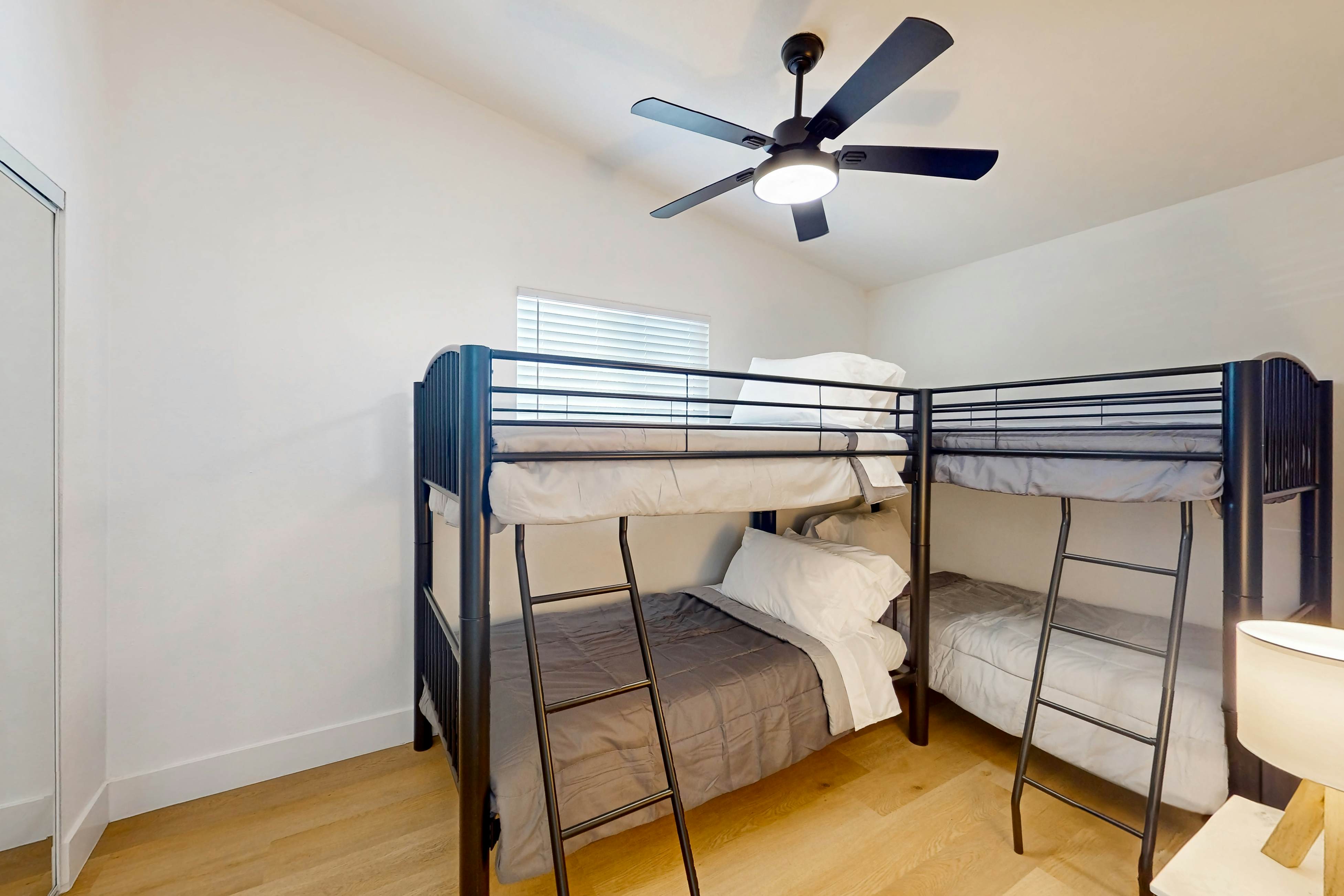 Glorious Glendale Getaway