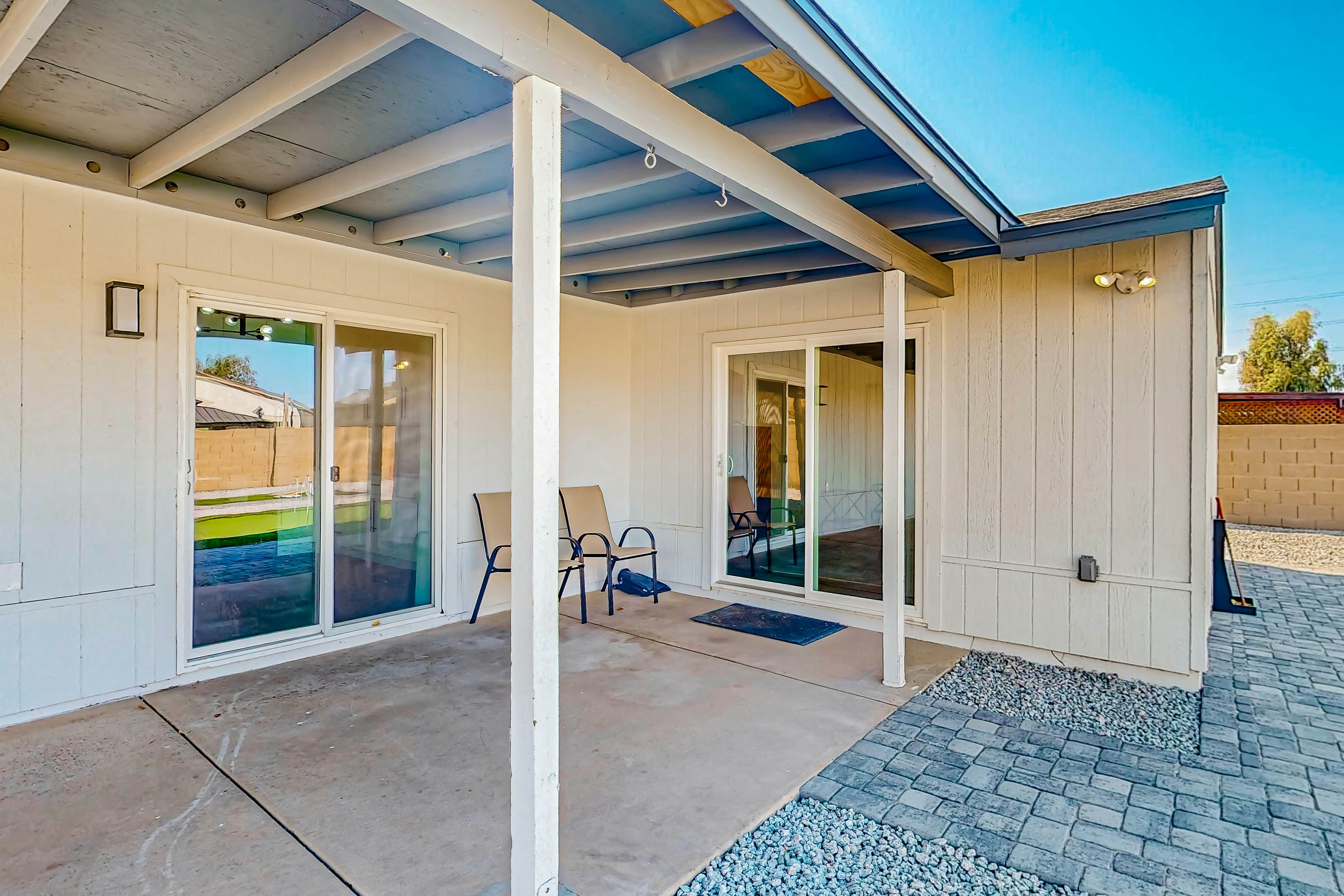 Glorious Glendale Getaway