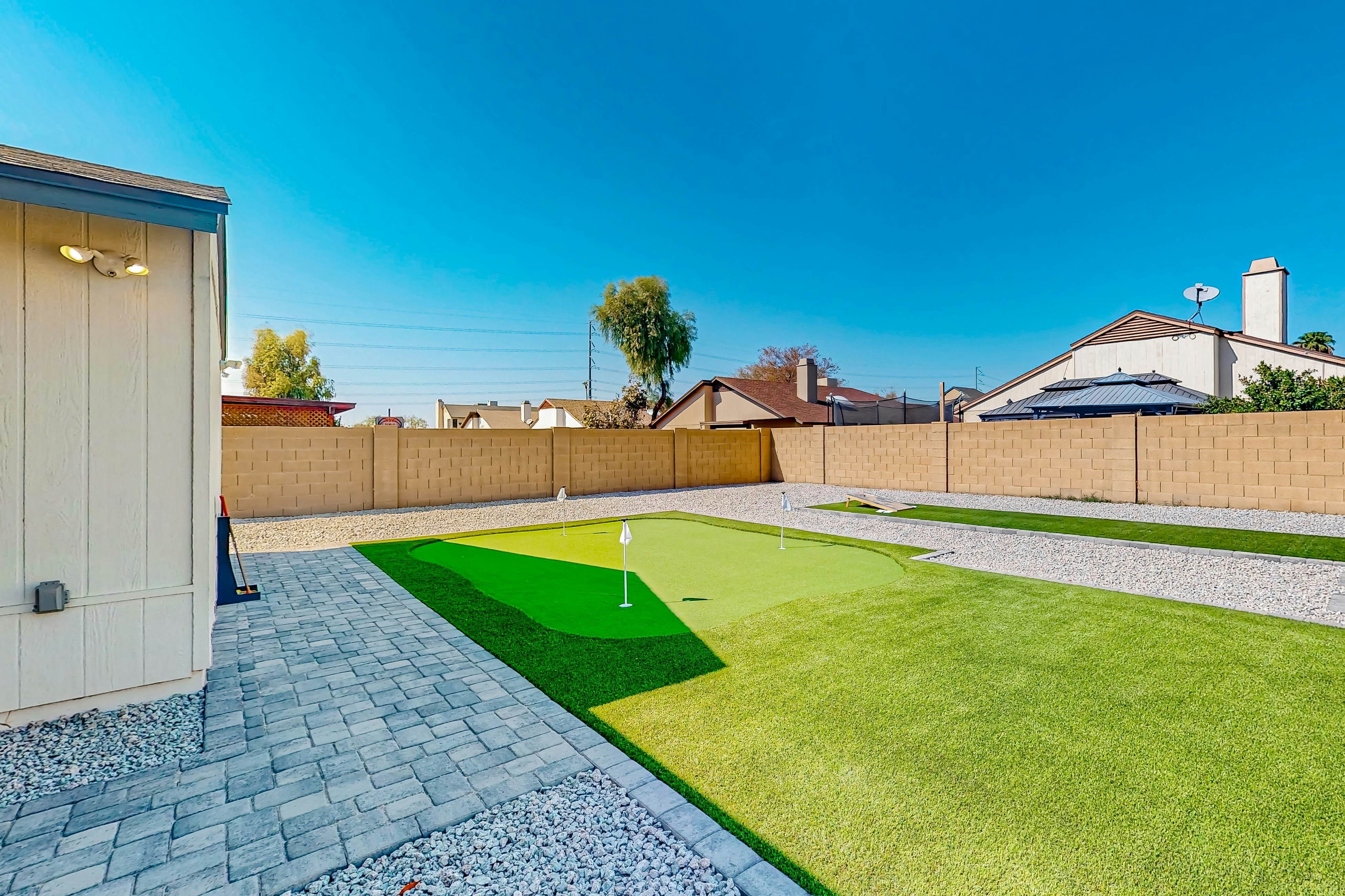 Glorious Glendale Getaway