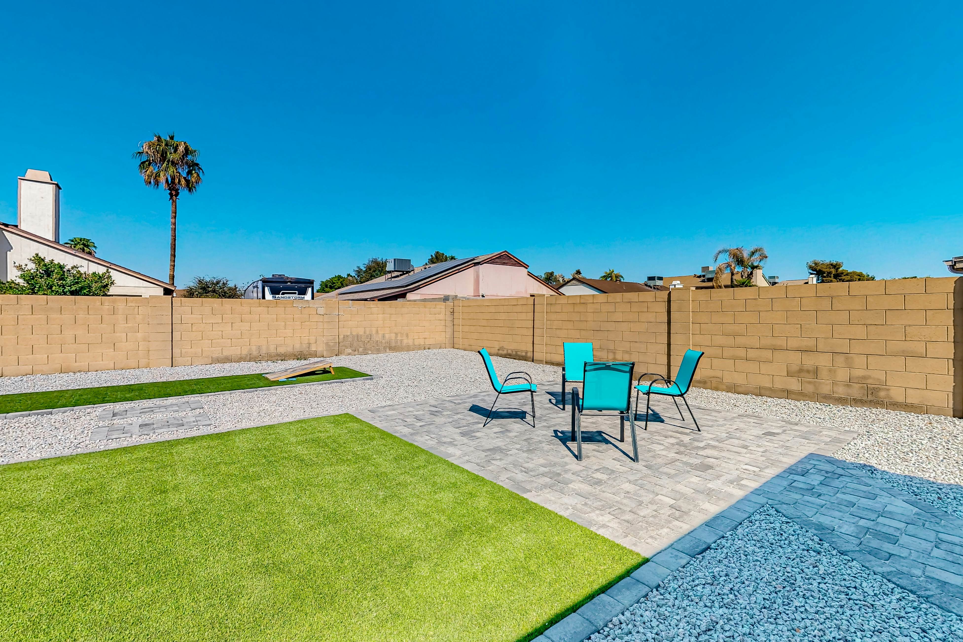 Glorious Glendale Getaway