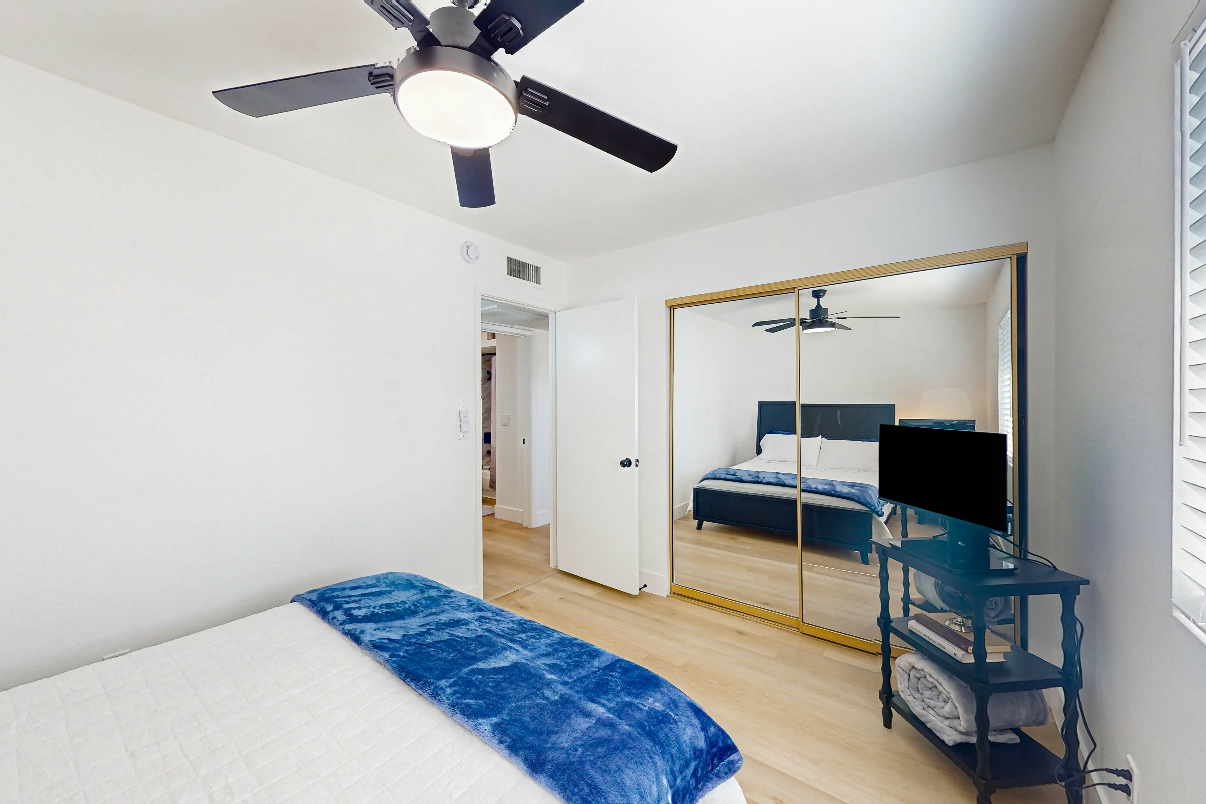 Glorious Glendale Getaway