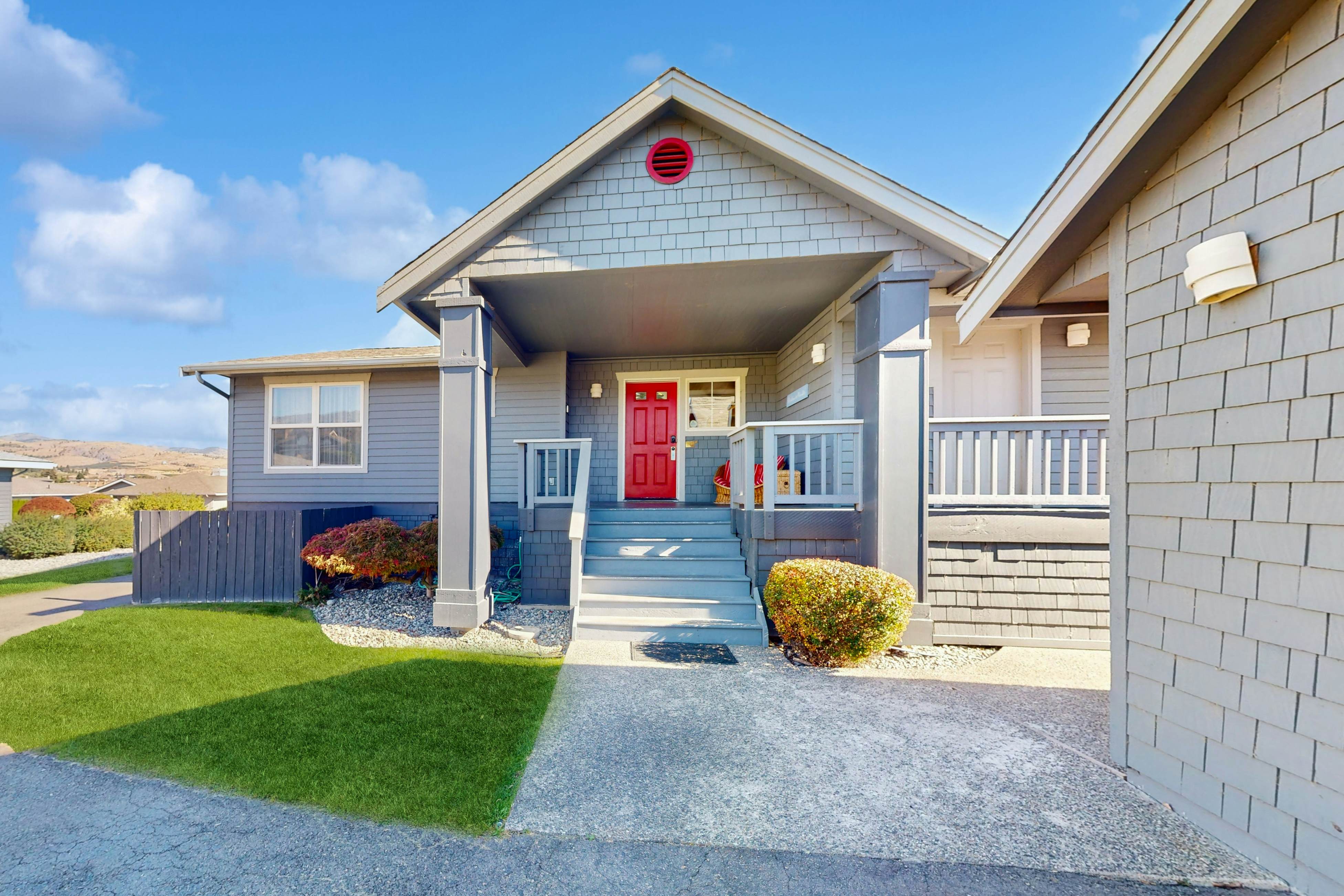 Wapato Point Paradise Point