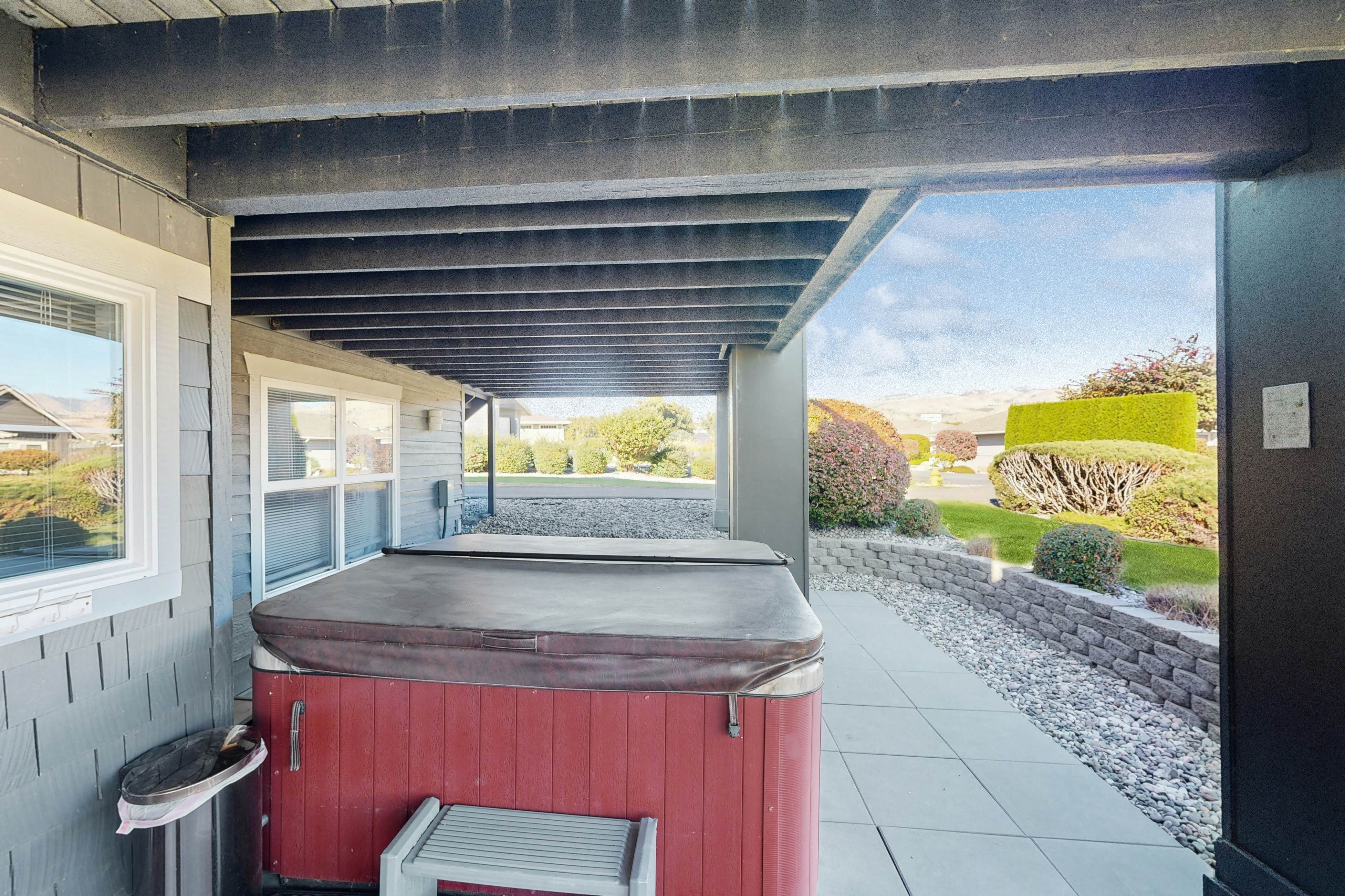 Wapato Point Paradise Point