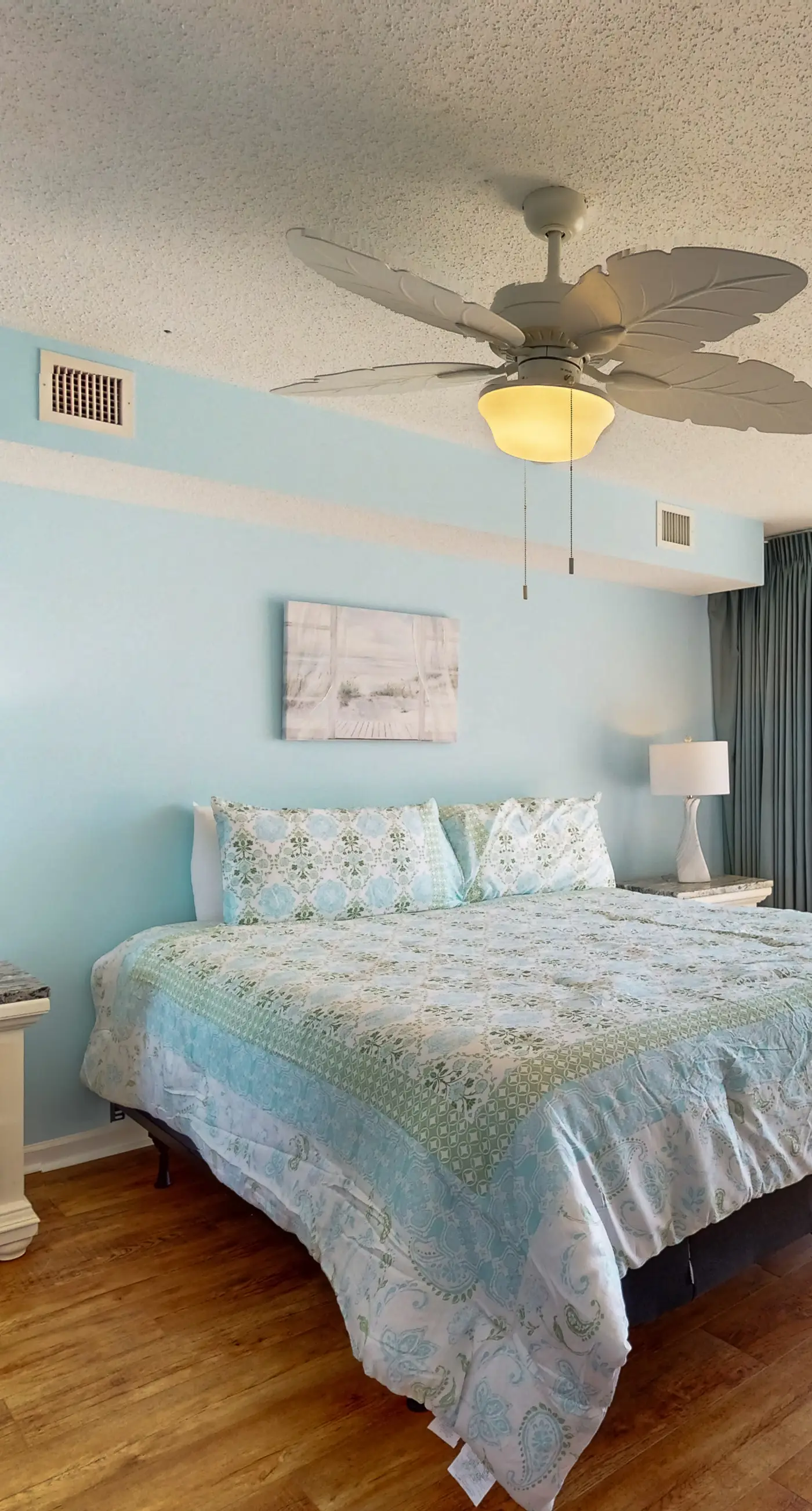 Yacht Club Villas 2-303