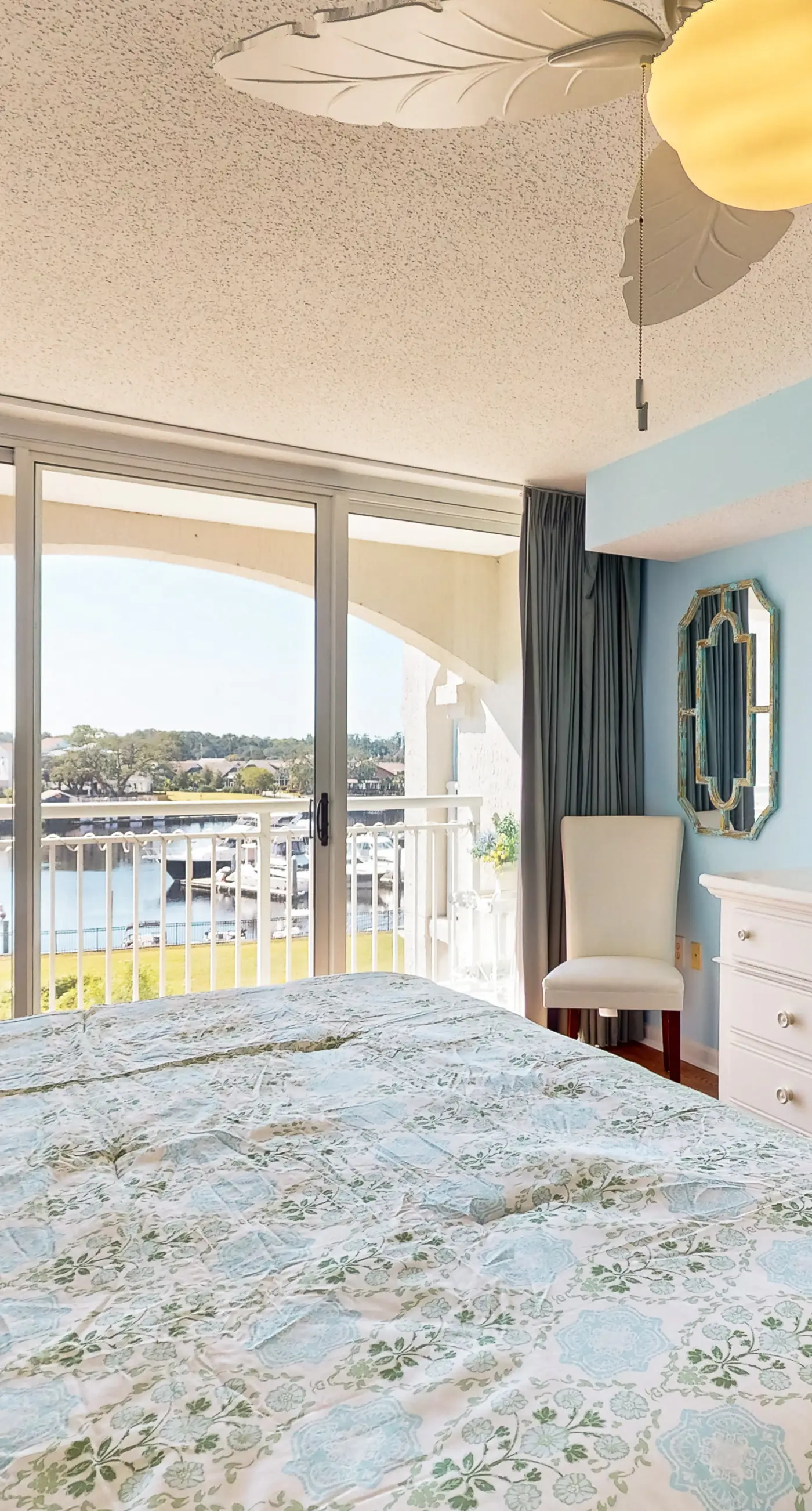 Yacht Club Villas 2-303