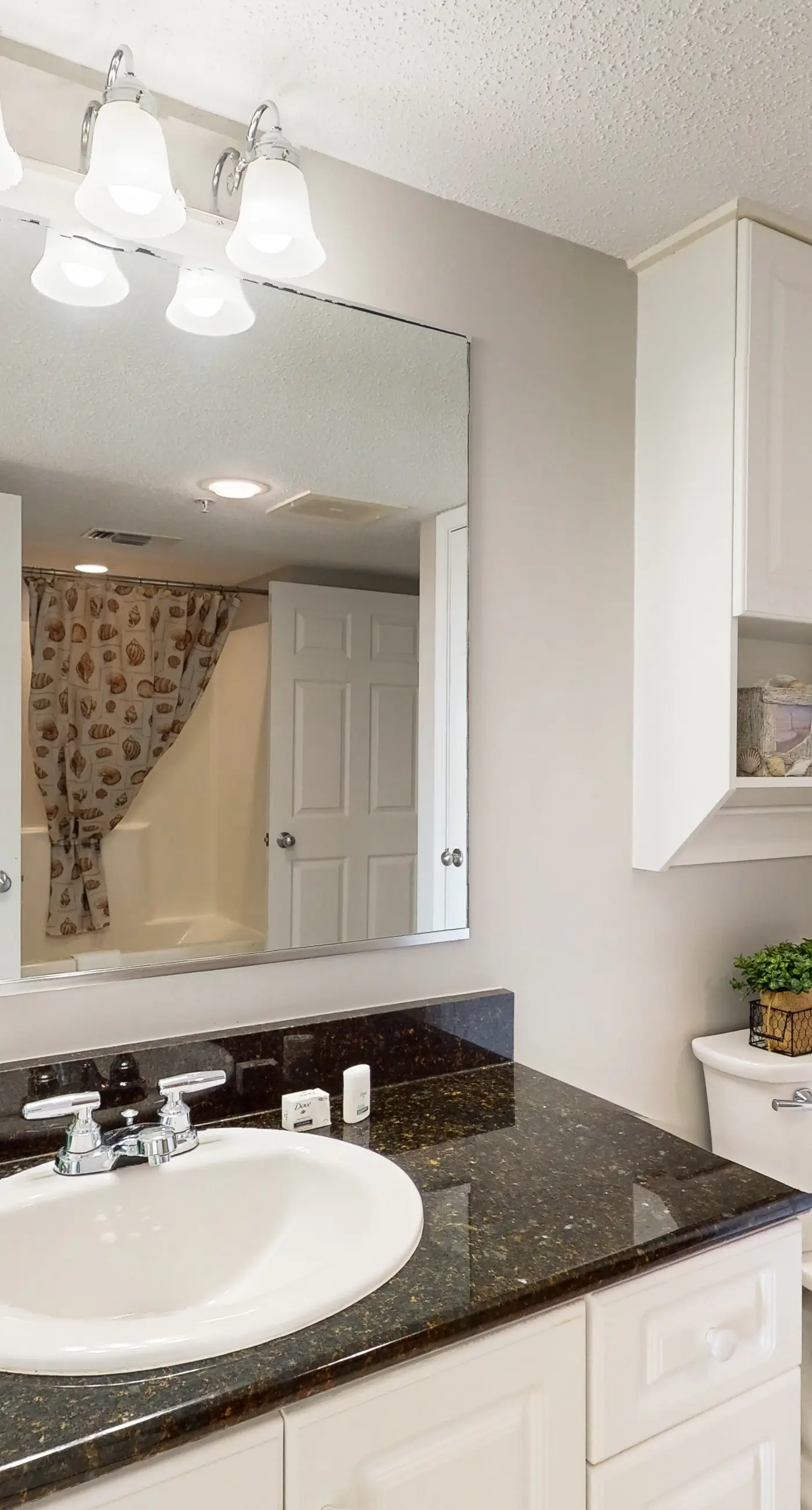 Yacht Club Villas 2-303