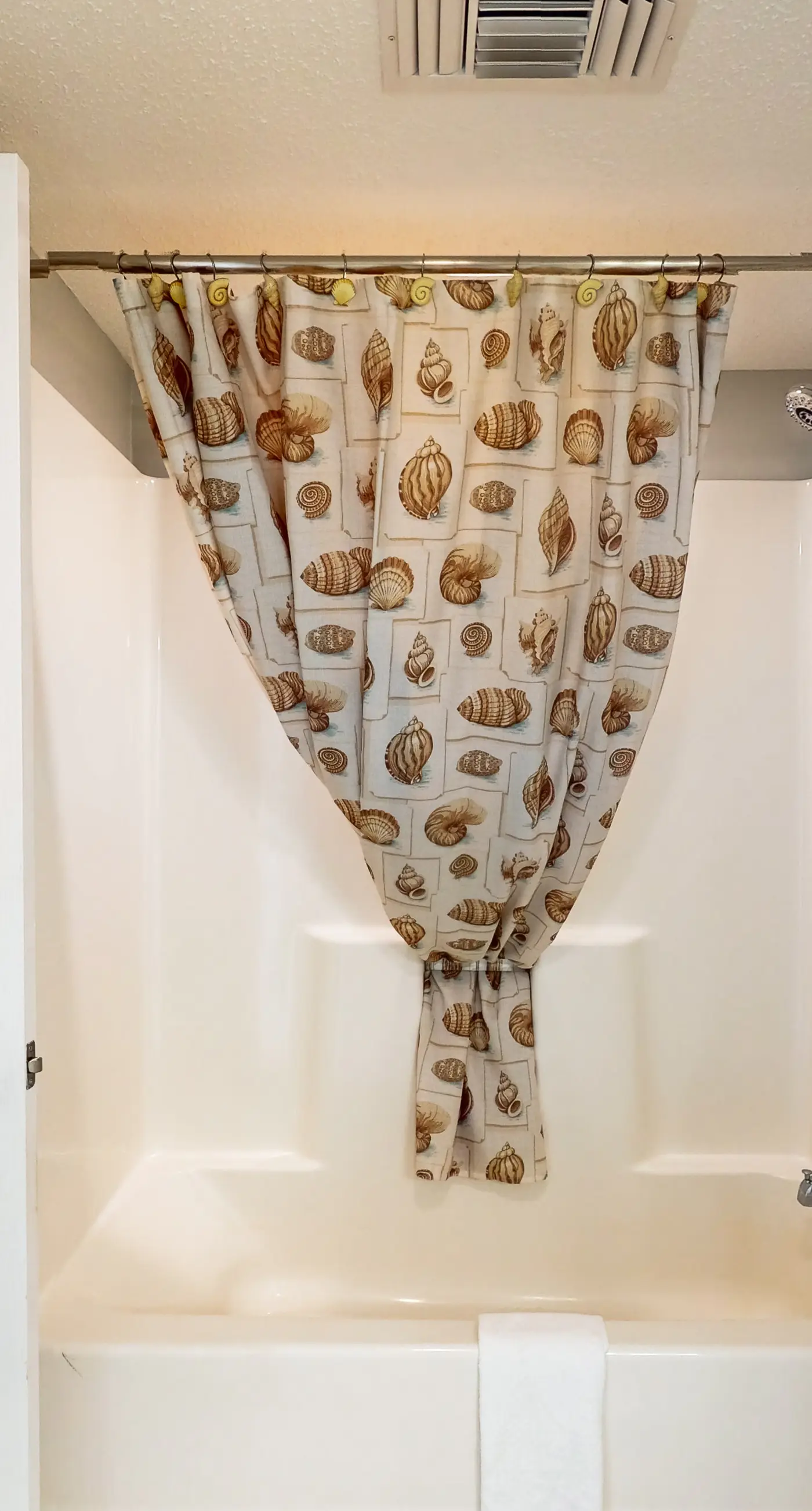 Yacht Club Villas 2-303